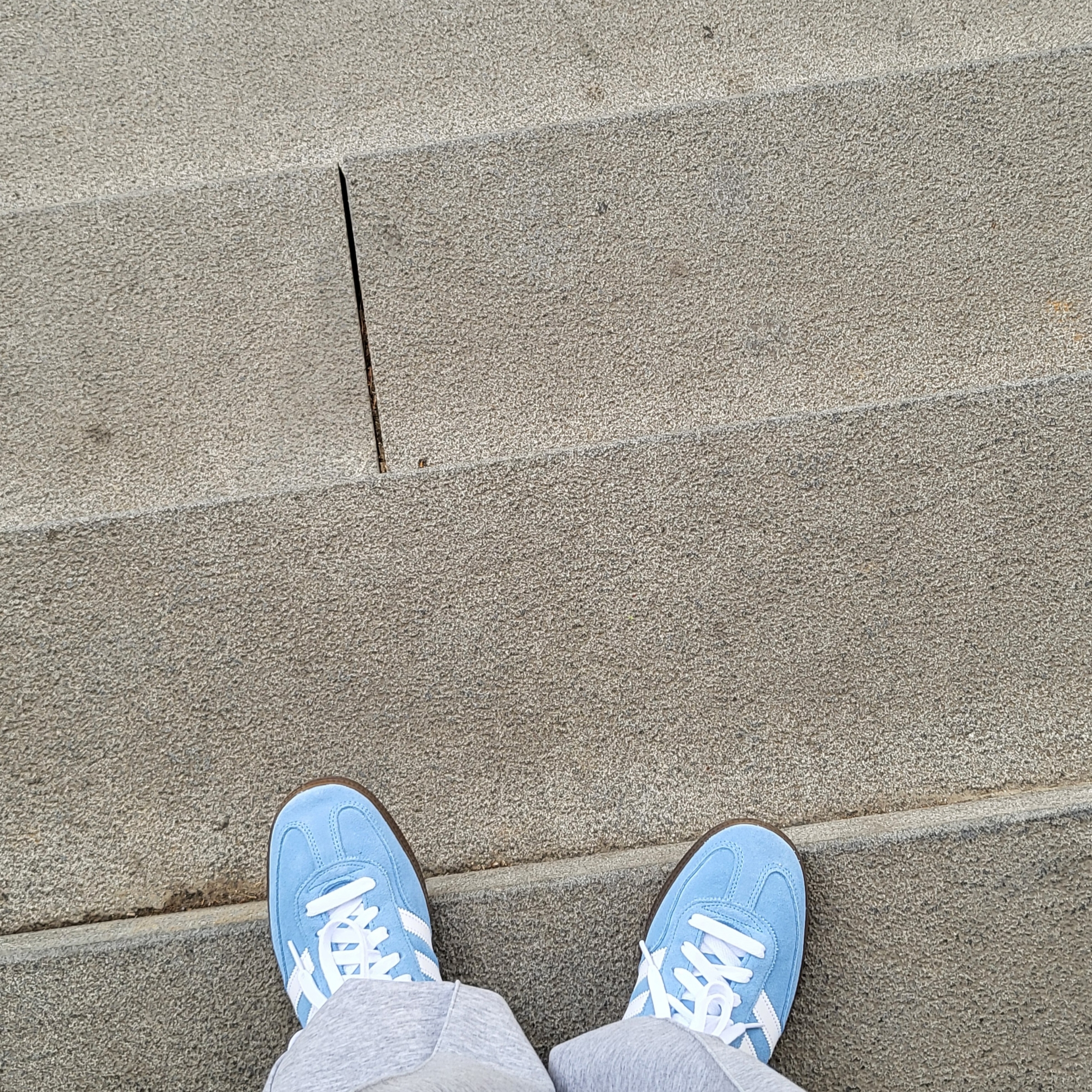 Adidas Spezial Handball Light Blue 착용 스타일