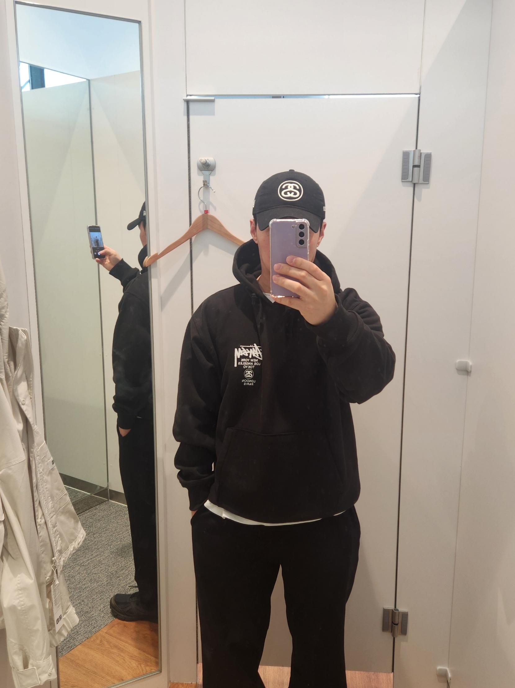 Stussy World Tour Hoodie Black 2023, Stussy SS Link 9Twenty Cap Black 착용 스타일