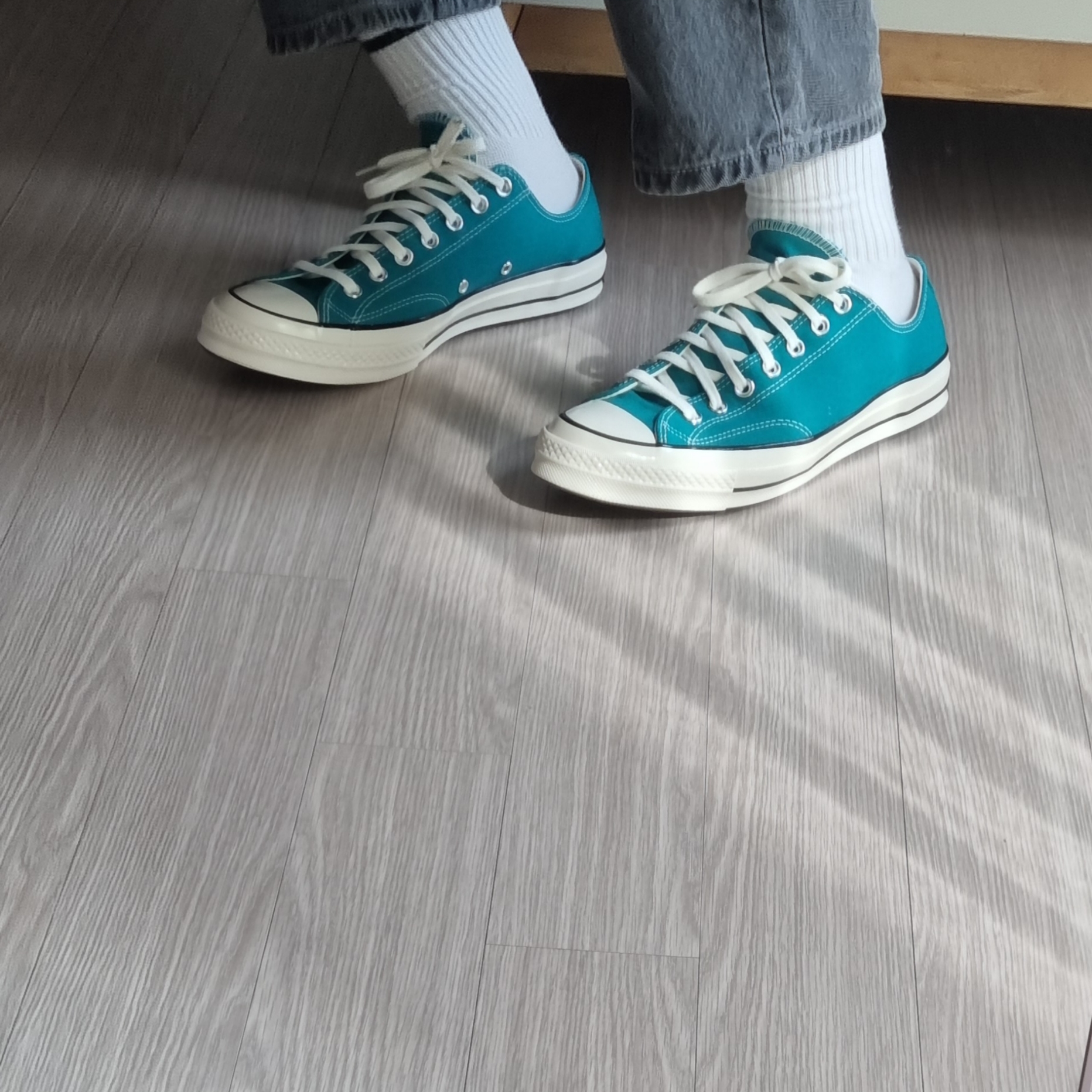 Converse Chuck 70 Ox Malachite 착용 스타일 - 5