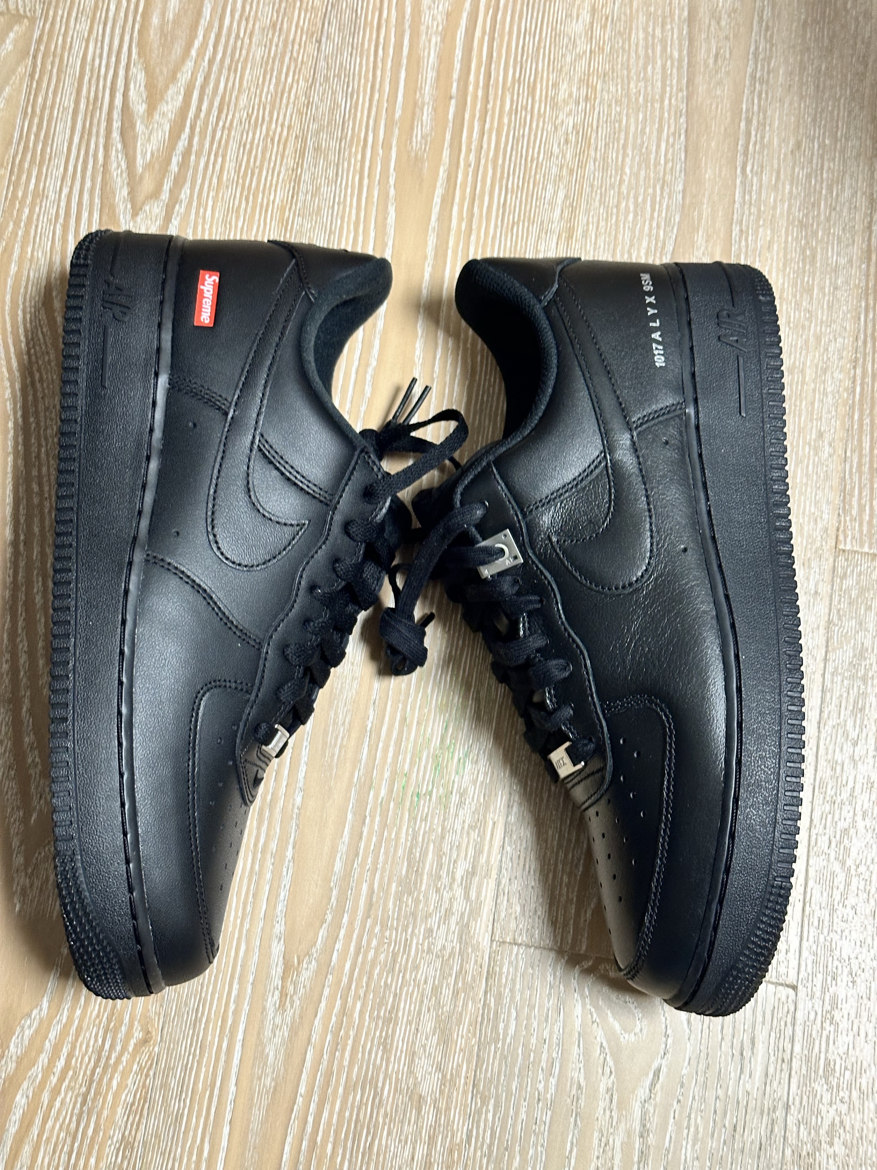 Nike x 1017 Alyx 9SM Air Force 1 Low SP Black, Nike x Supreme Air Force 1 Low Black 착용 스타일 - 2