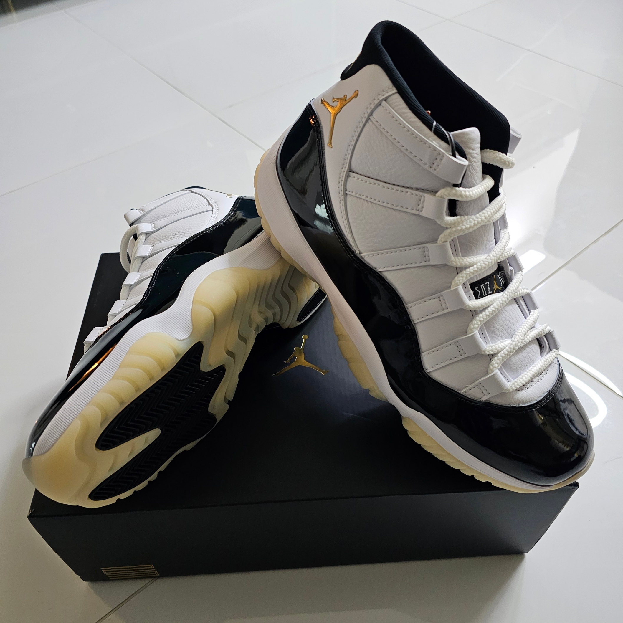 Jordan 11 Retro Gratitude 착용 스타일 - 2