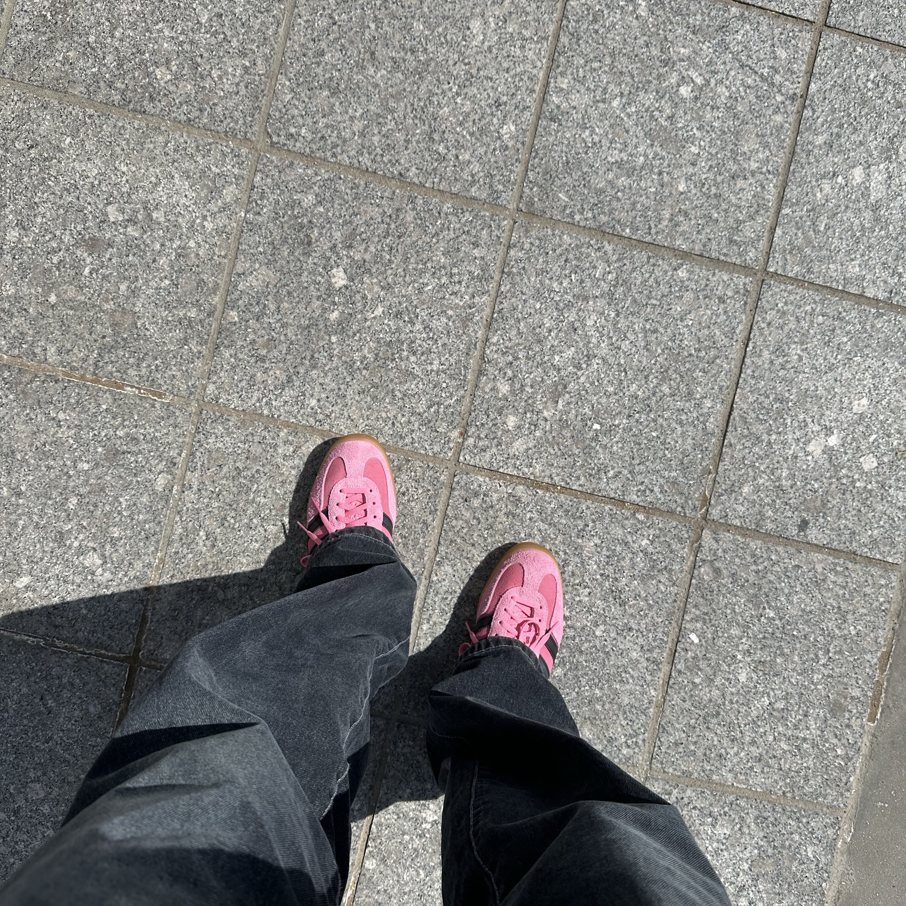 (W) Adidas Gazelle Indoor Bliss Pink 착용 스타일