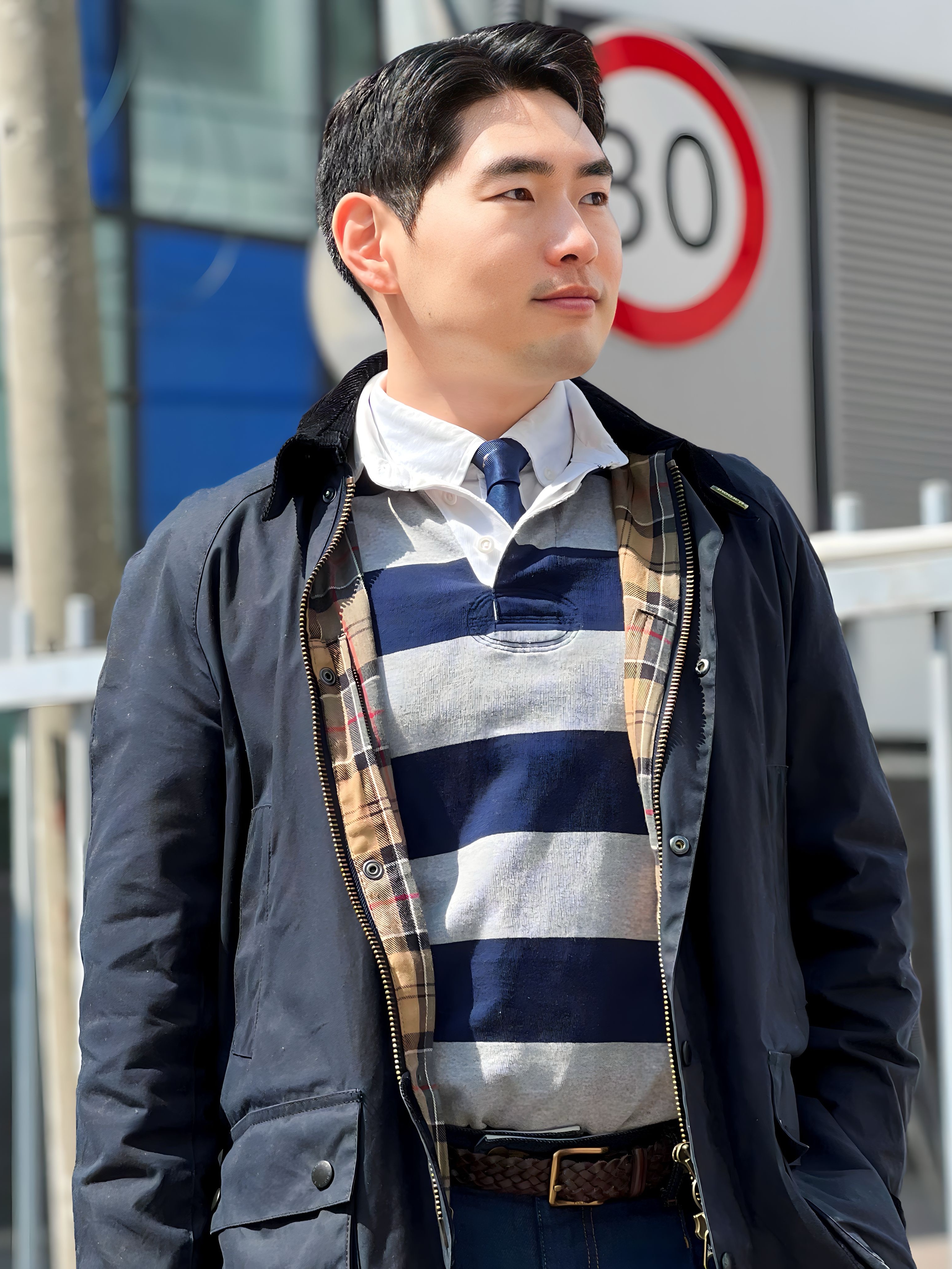 Barbour Ashby Wax Jacket Navy 착용 스타일 - 3