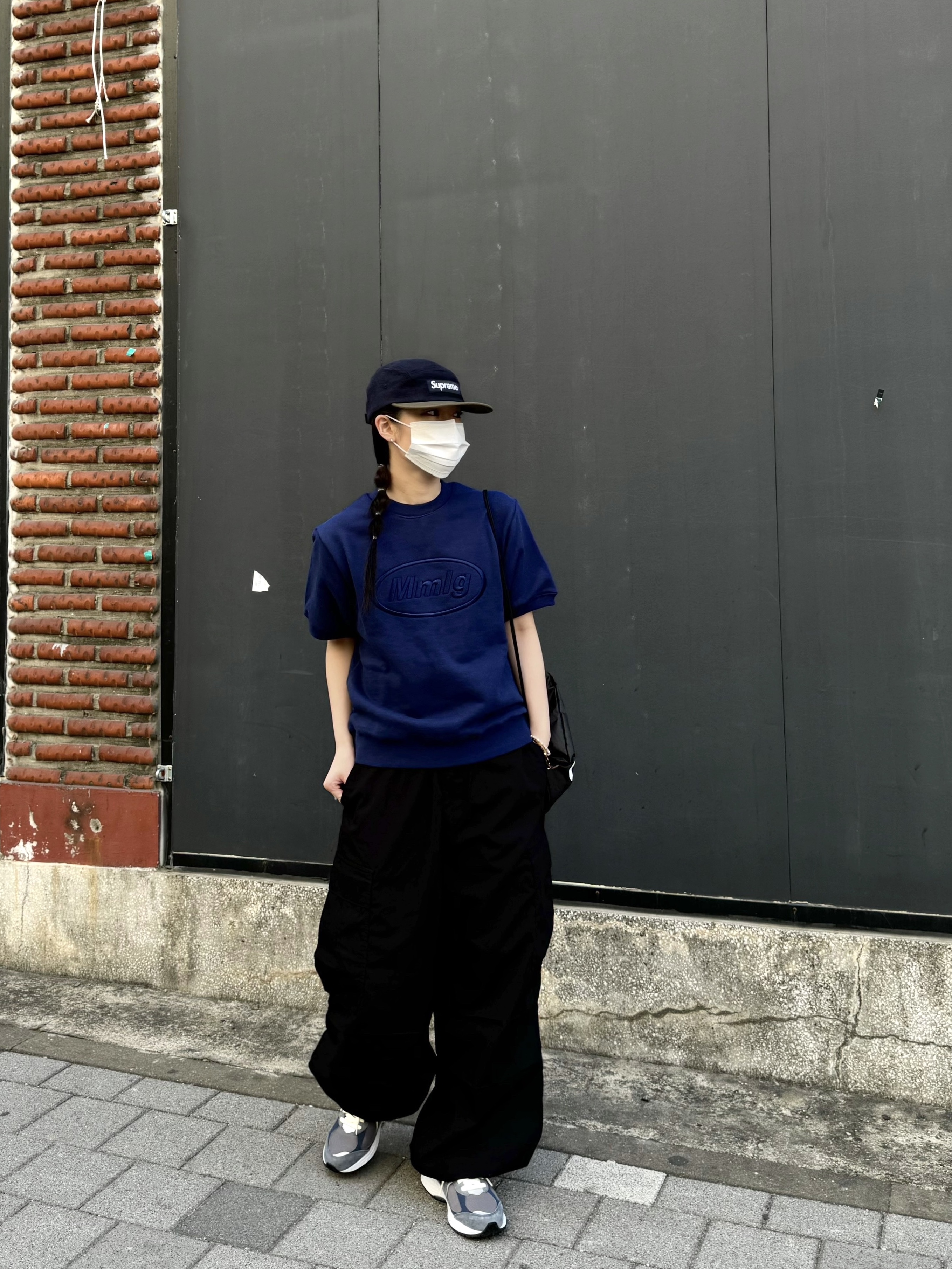 New Balance x JJJJound 2002R Storm Blue, Supreme 2-Tone Camp Cap Navy - 23FW 착용 스타일 - 1