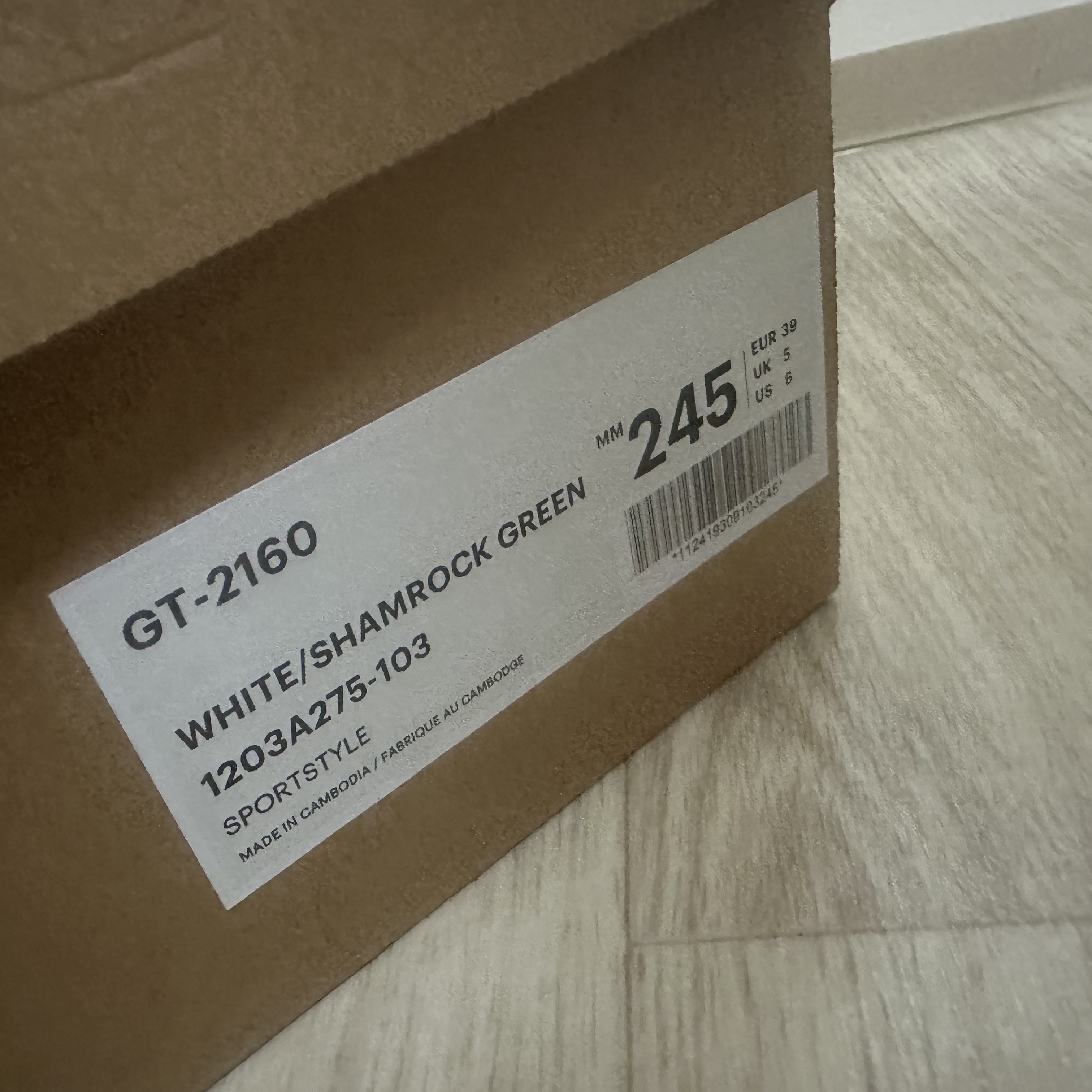 Asics GT-2160 White Shamrock Green 착용 스타일 - 3