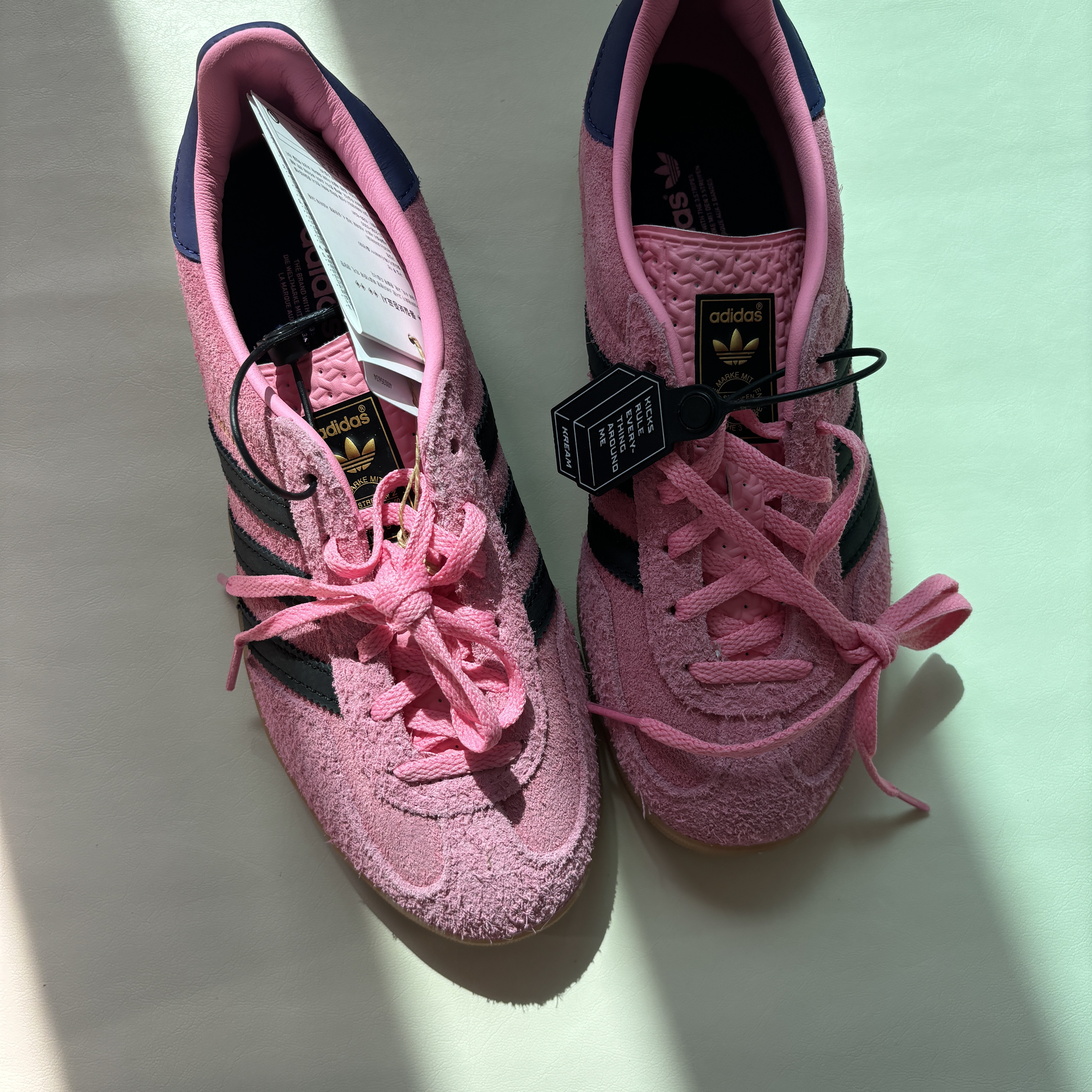 (W) Adidas Gazelle Indoor Bliss Pink 착용 스타일