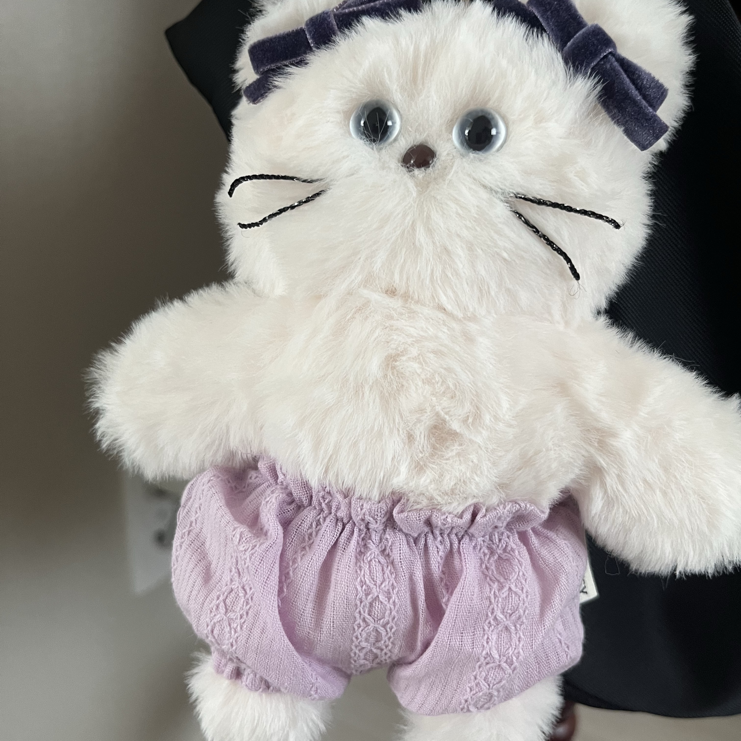 Cosymosy Custom Cat Keyring Cream - KREAM Exclusive 착용 스타일 - 1