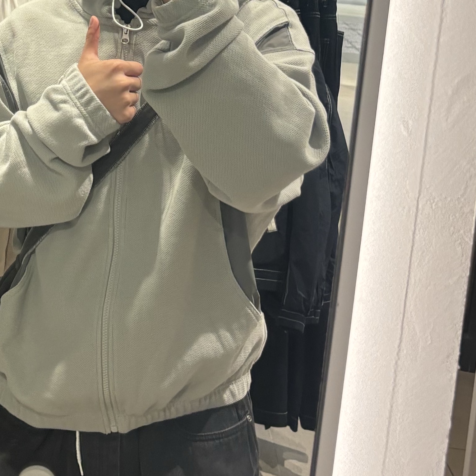 Jordan 1 Low Bred Toe 착용 스타일 - 4