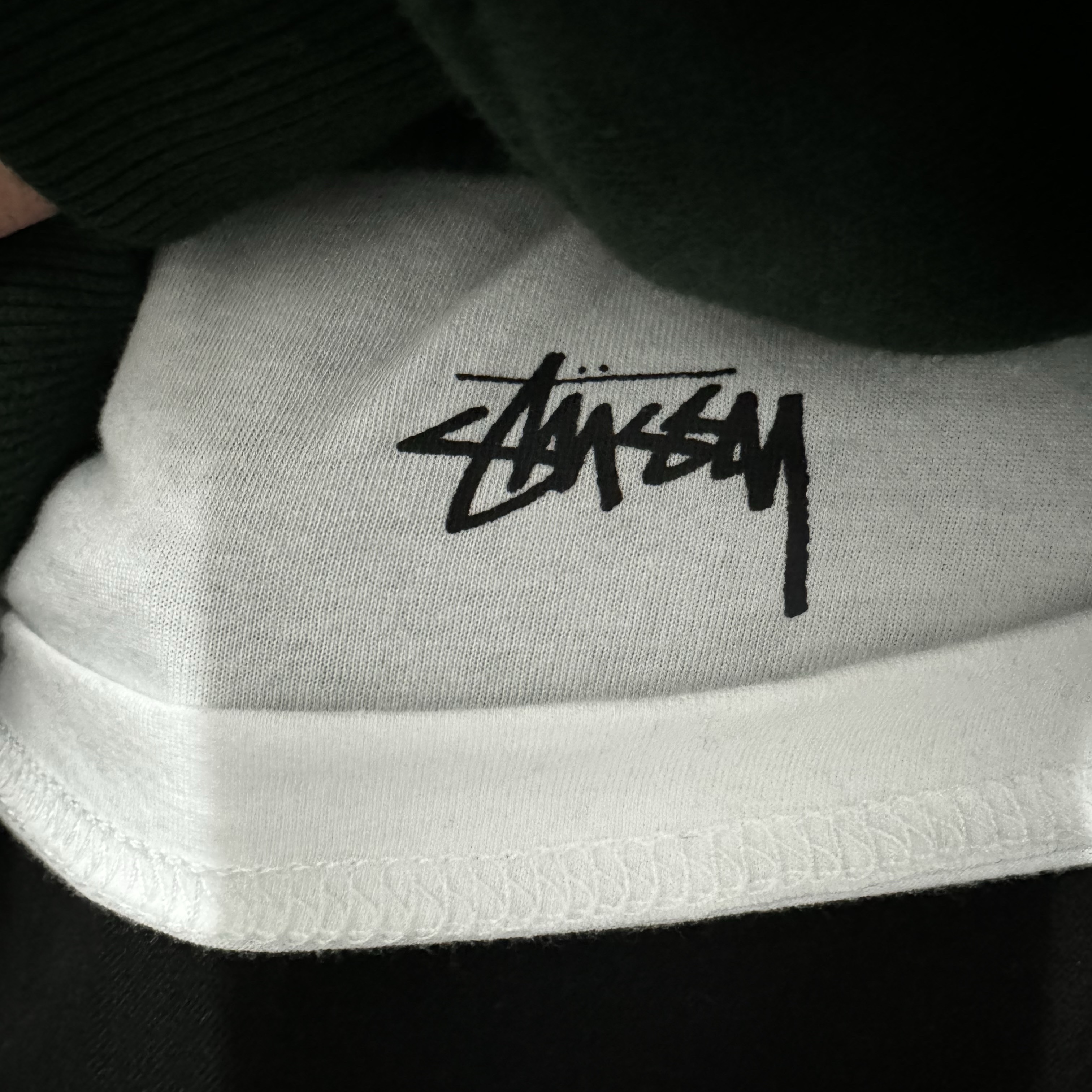 Stussy Undershirt White (3 Pack) 착용 스타일 - 2