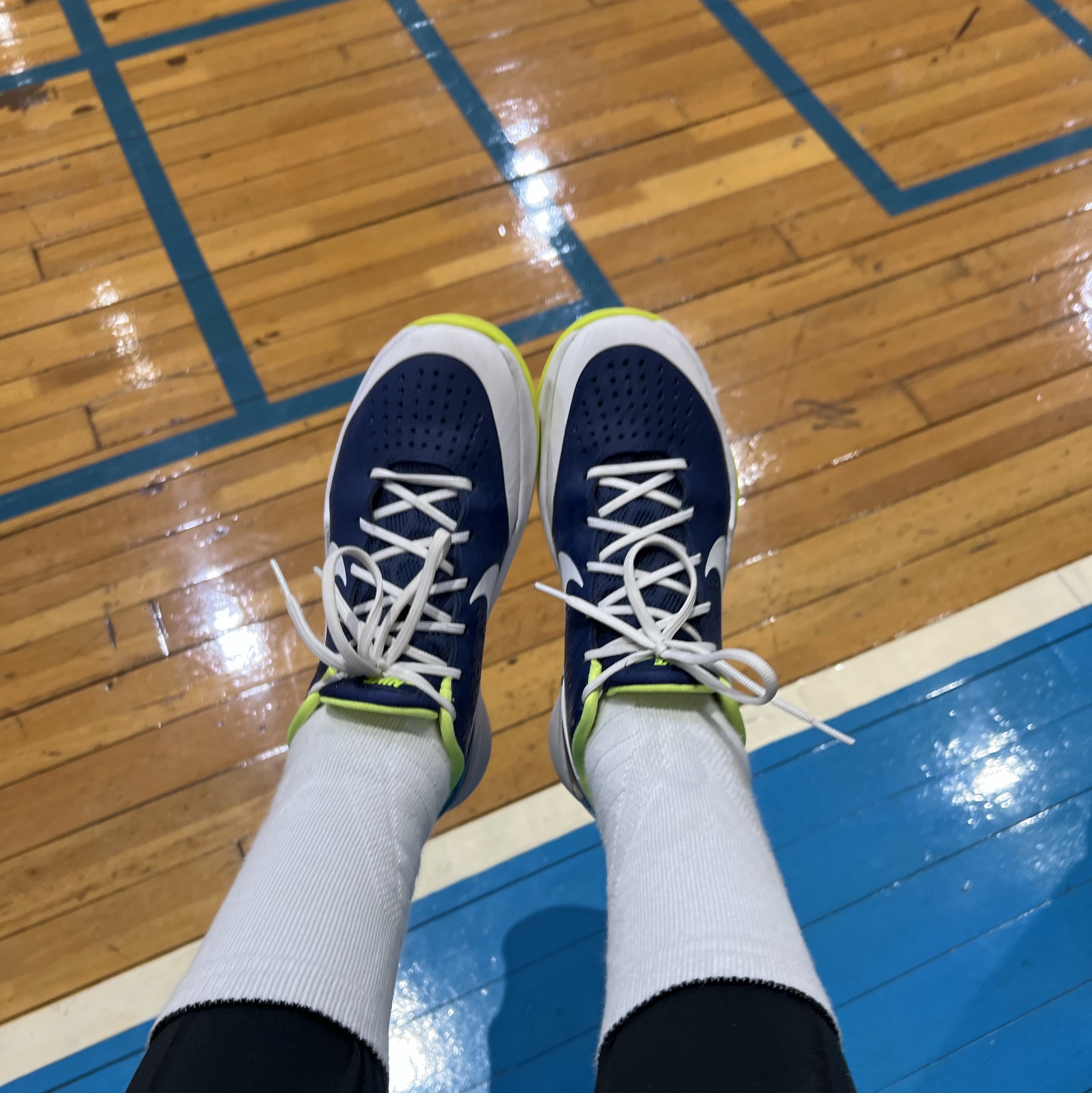 Nike Air Zoom Hyperattack Navy 착용 스타일 - 2
