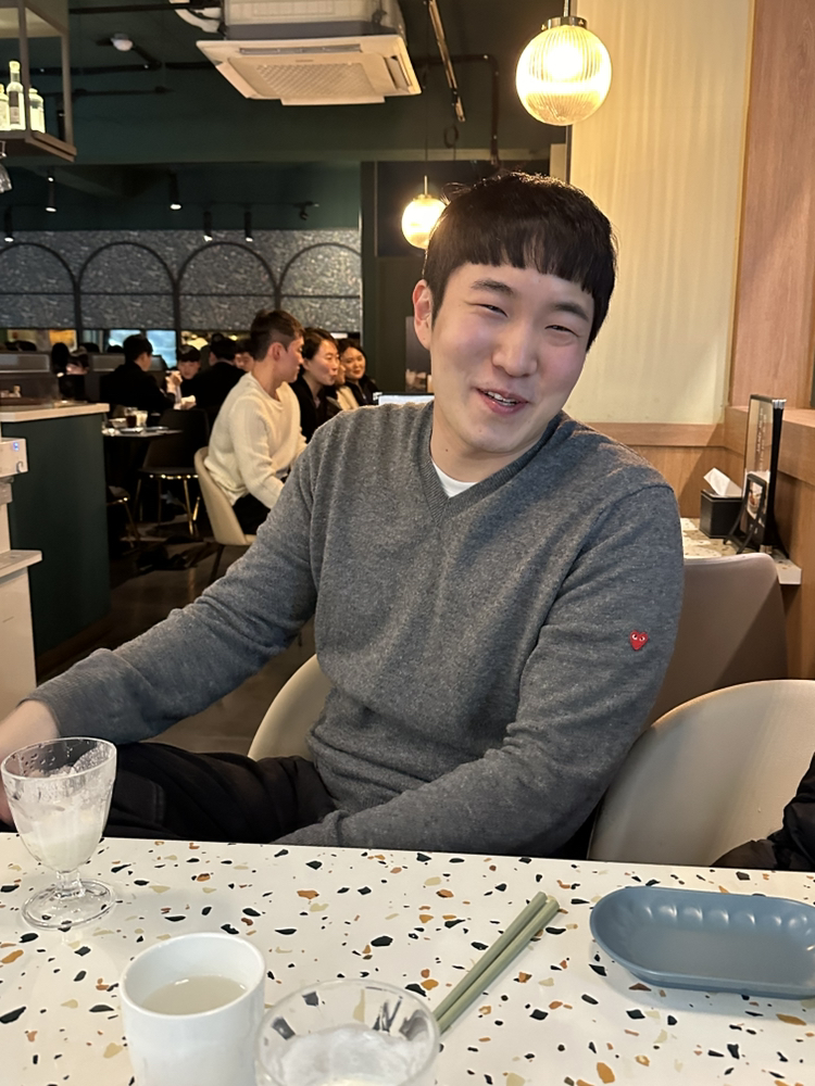 KREAM 프로필 이미지