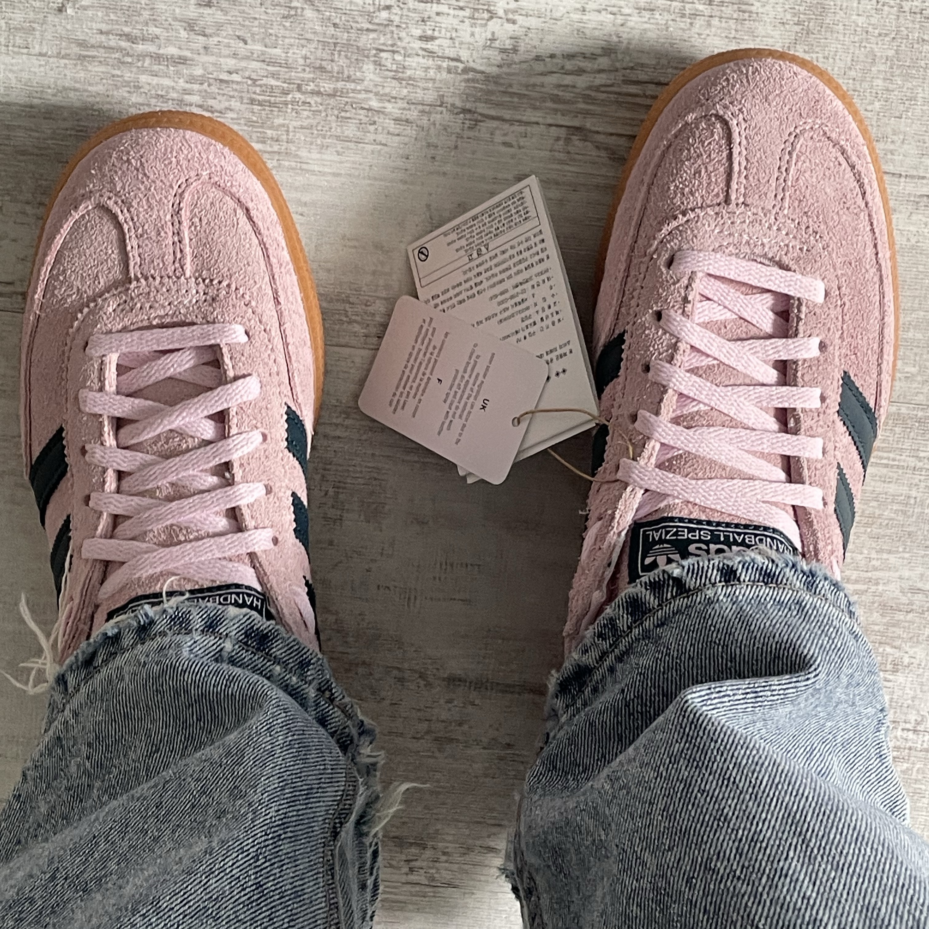 (W) Adidas Spezial Handball Clear Pink 착용 스타일 - 3