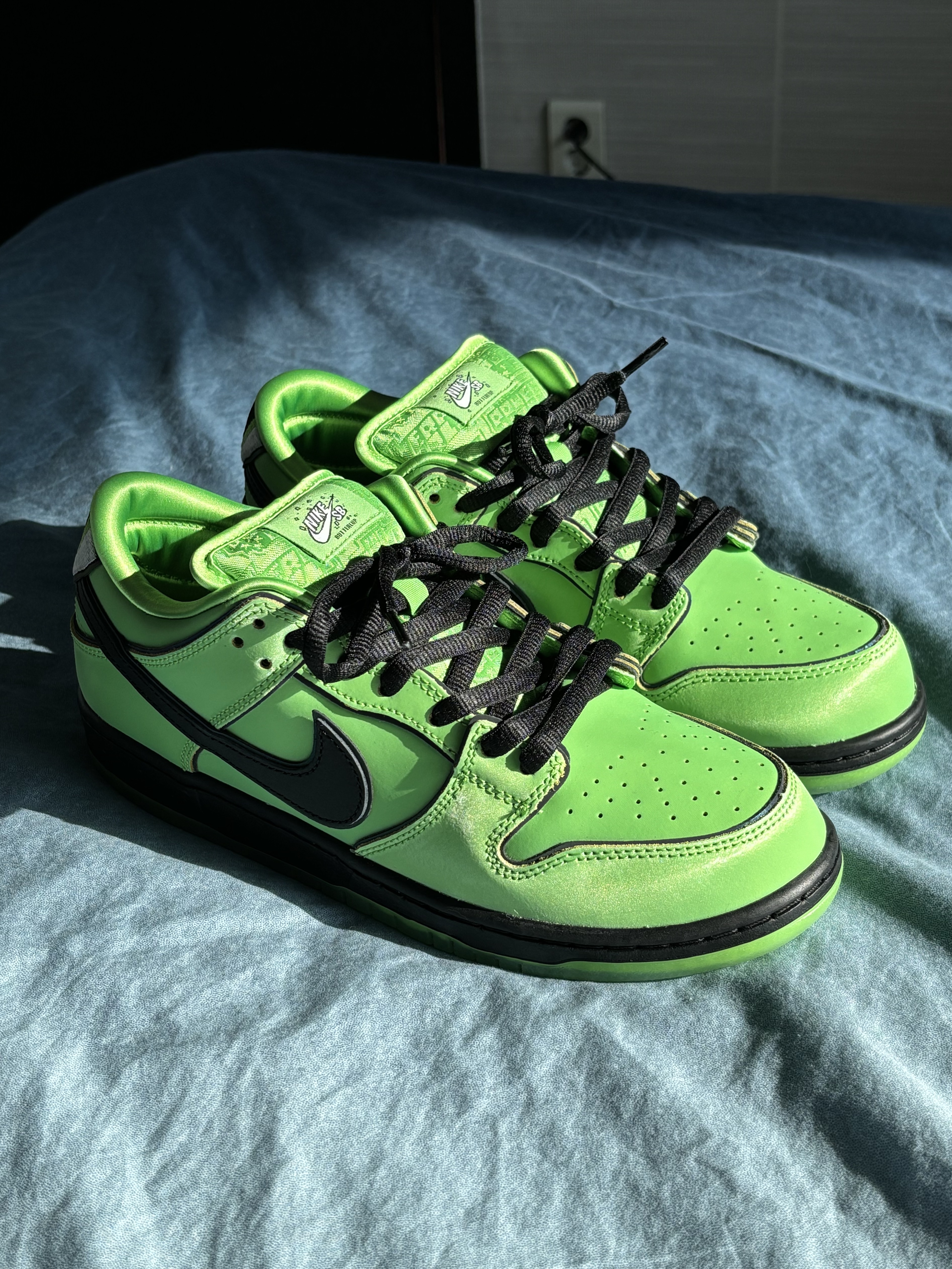 Nike x The Powerpuff Girls SB Dunk Low Pro QS Buttercup 착용 스타일 - 2