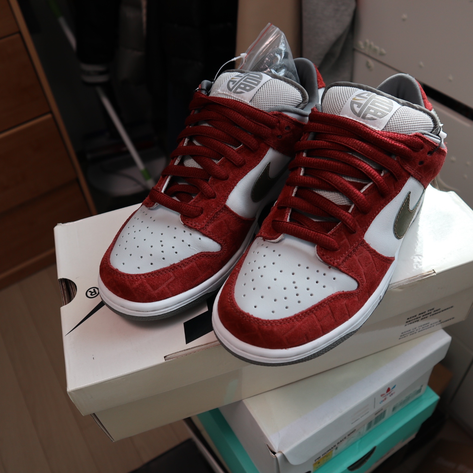 Nike SB Dunk Low Shanghai 2004 착용 스타일 - 2