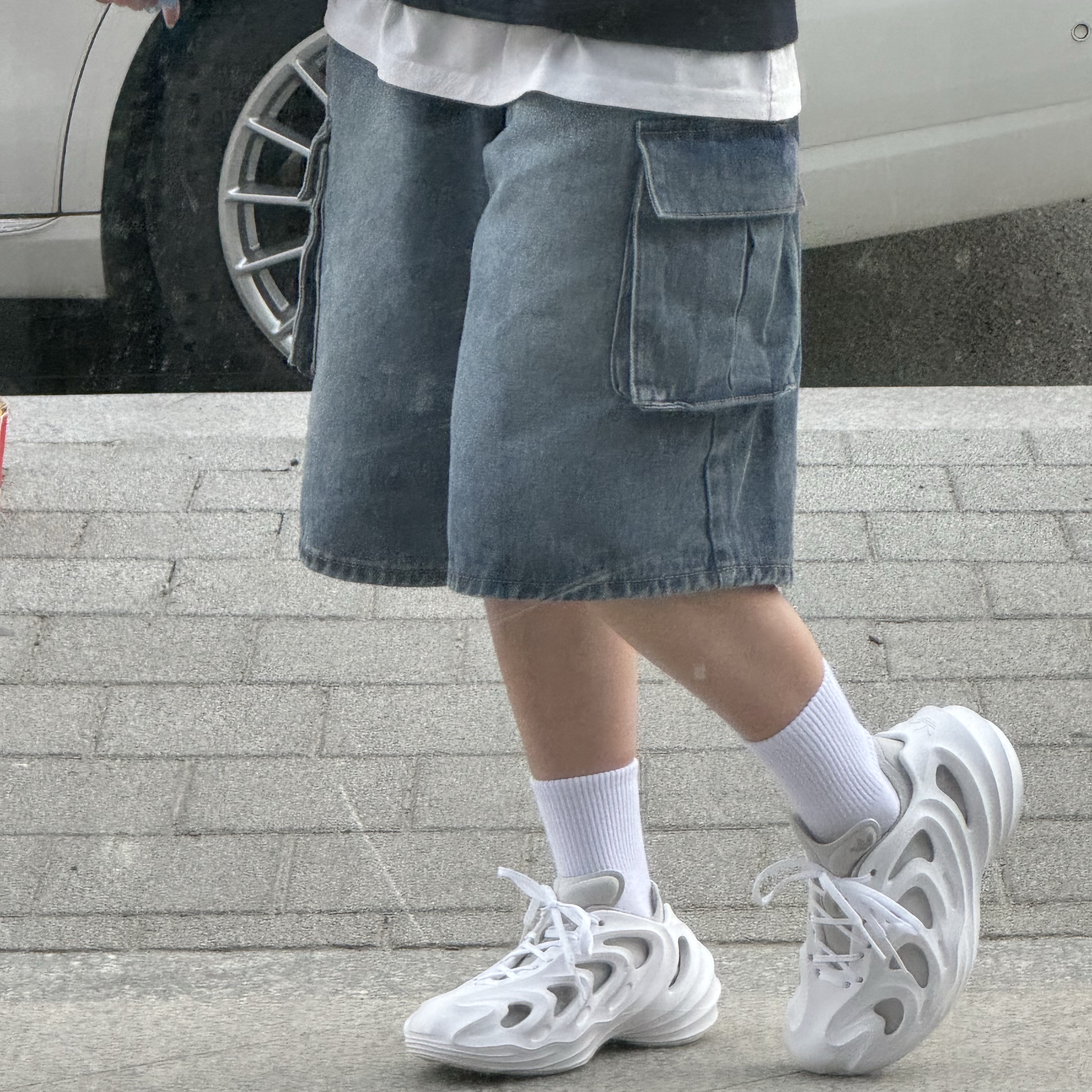Adidas Adifom Q Cloud White Grey 착용 스타일