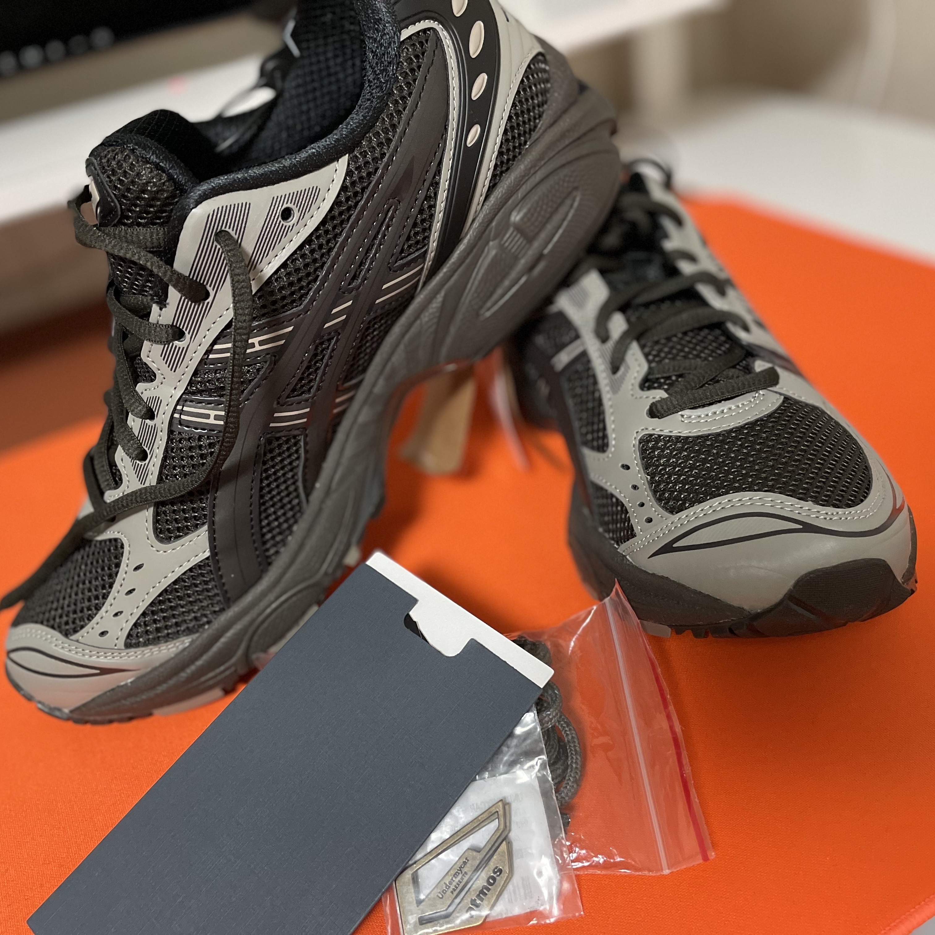 Asics x Atmos x Undermycar Gel-Kayano 14 Pepper Black 착용 스타일
