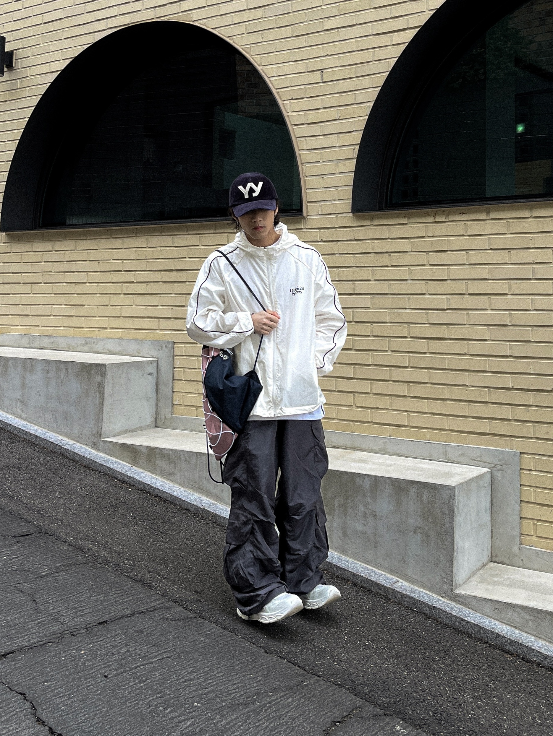 Reebok Premier Road Modern White Pure Grey 착용 스타일 - 1