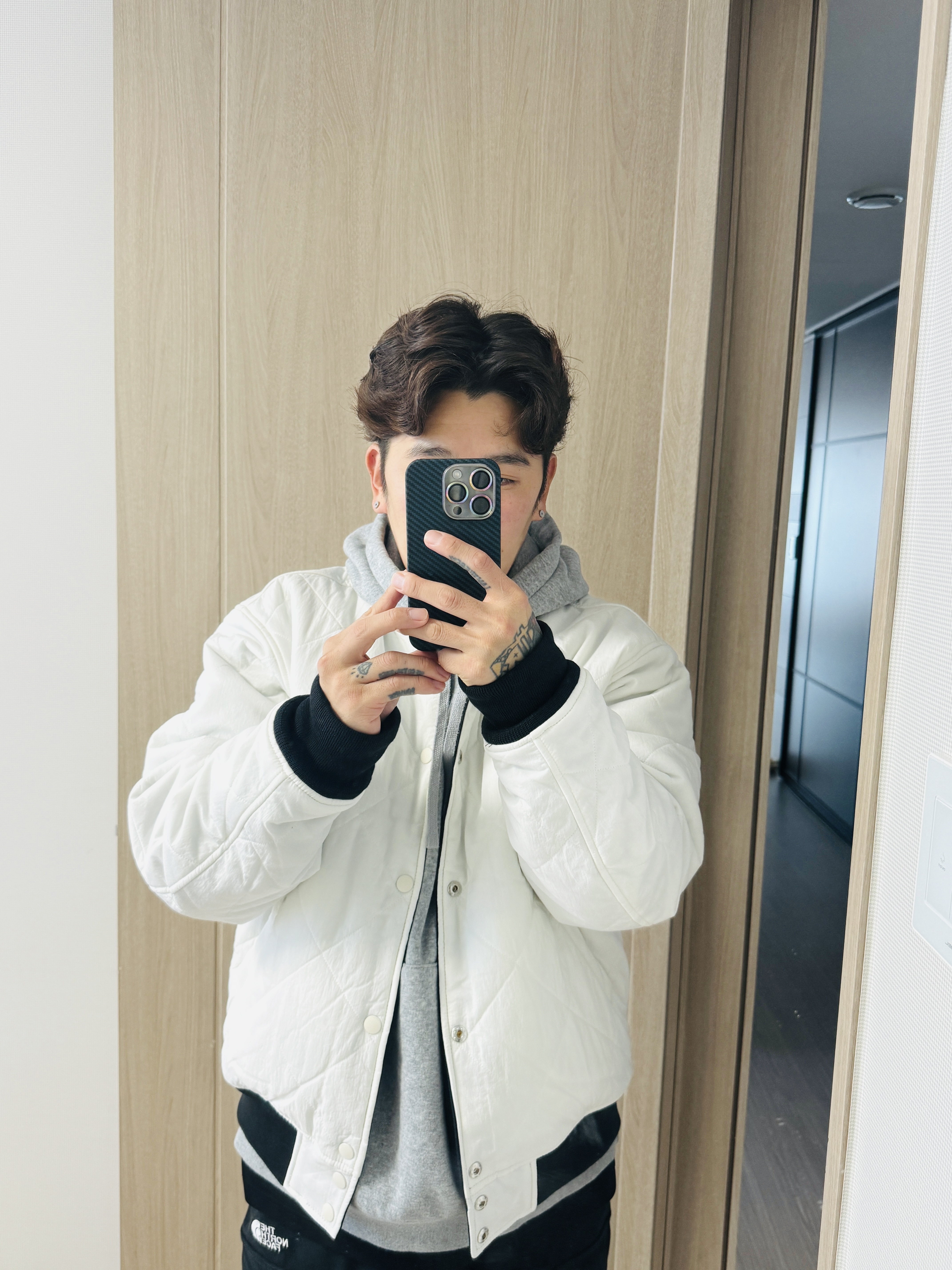Nike x Stussy Reversible Jacket Black (FJ9153-010) 착용 스타일