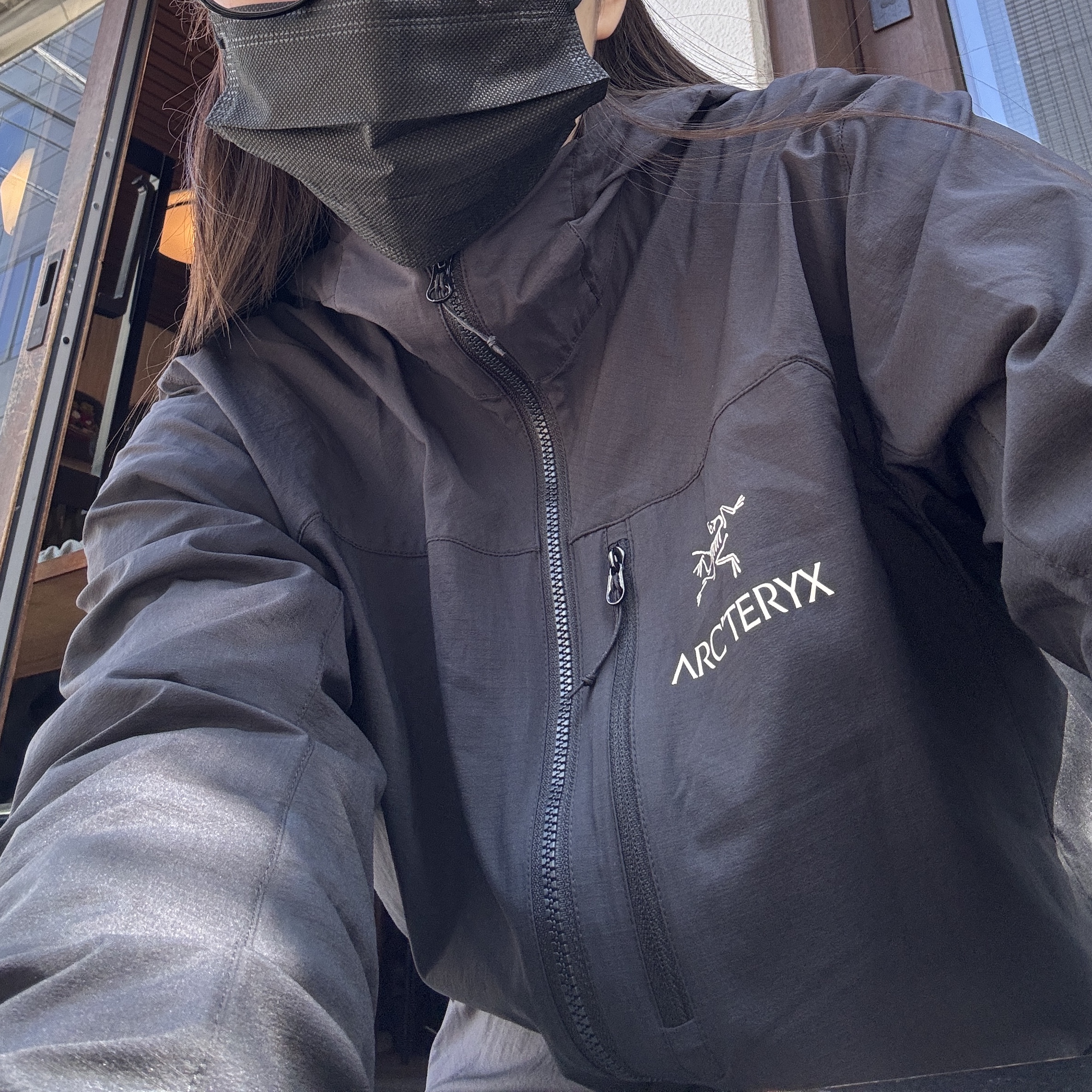Arc'teryx Squamish Hoody Black 착용 스타일 - 3