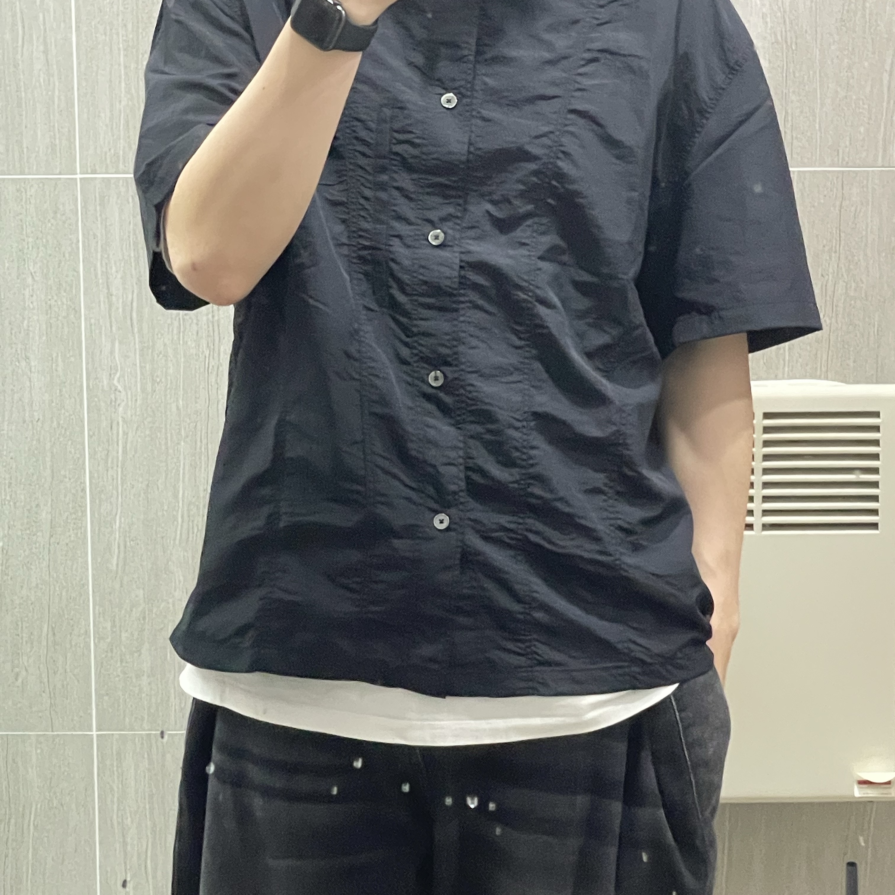 Haleine Biker Detail 3D 1/2 Shirts Black 착용 스타일