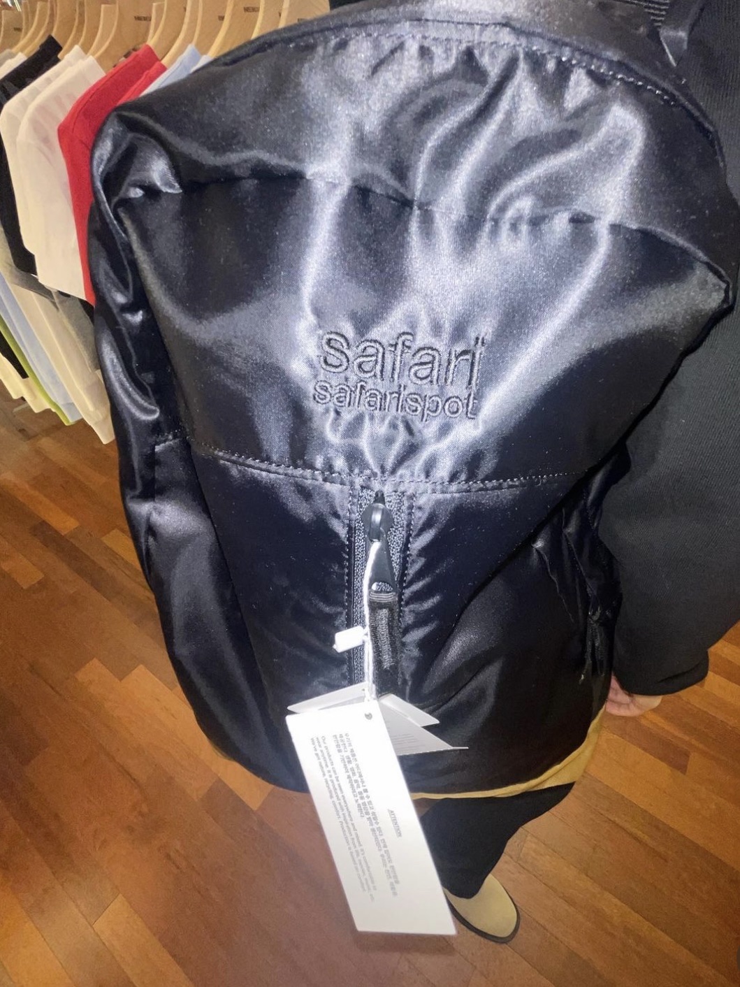 Safarispot Roux Base Uniform Team Reversible Varsity Navy, Safarispot Roux Base Uniform Tote Bag Beige 착용 스타일 - 2