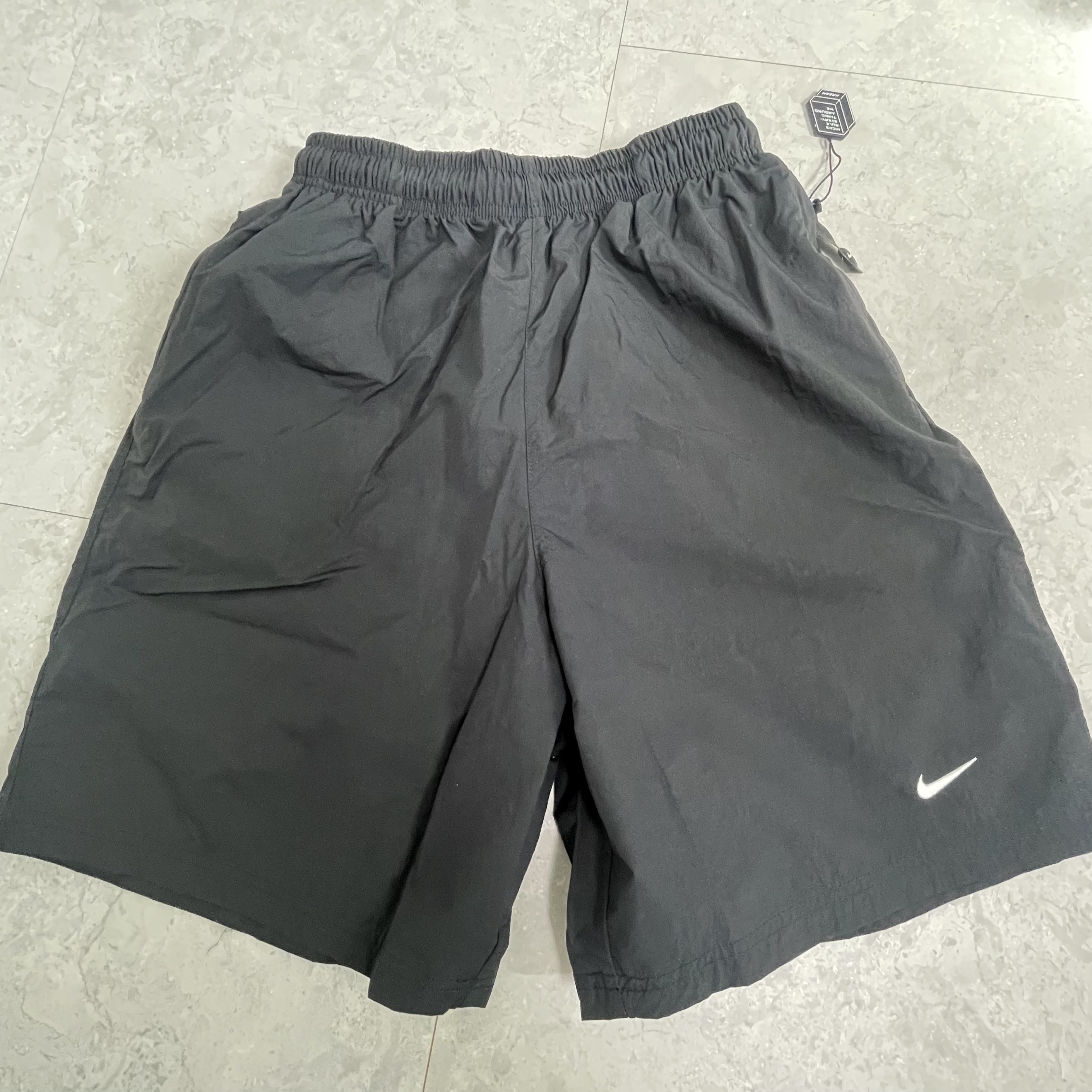 Nike Solo Swoosh Woven Shorts Black - Asia 착용 스타일