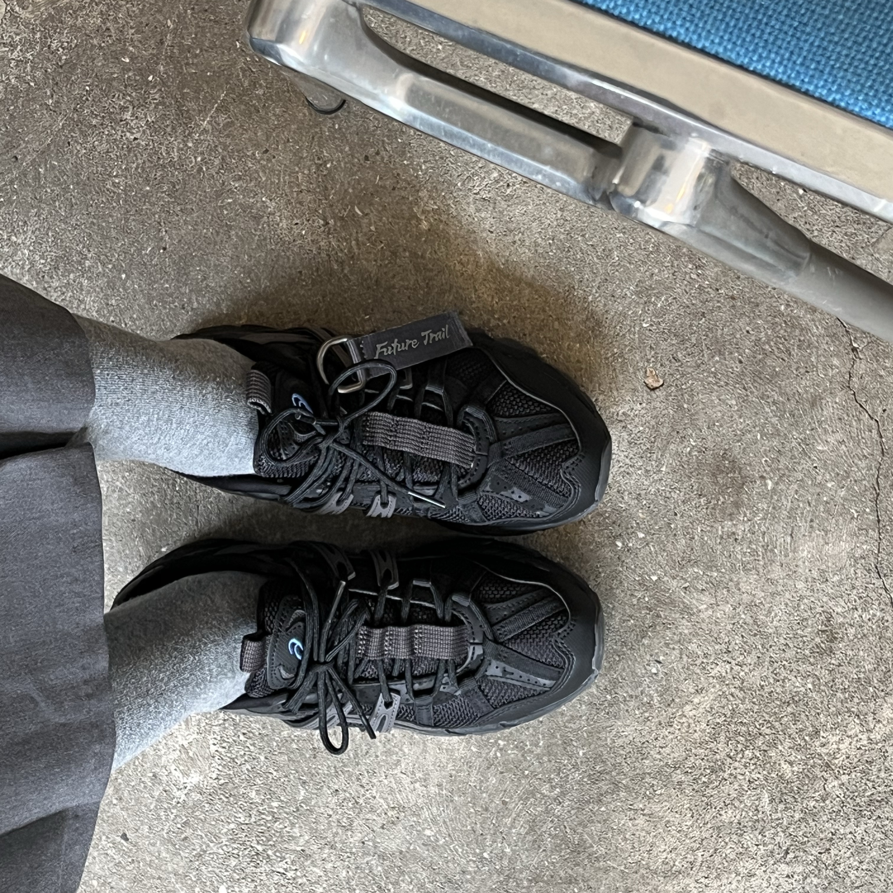 Asics Gel-Sonoma 15-50 Black Obsidian Grey 착용 스타일 - 1