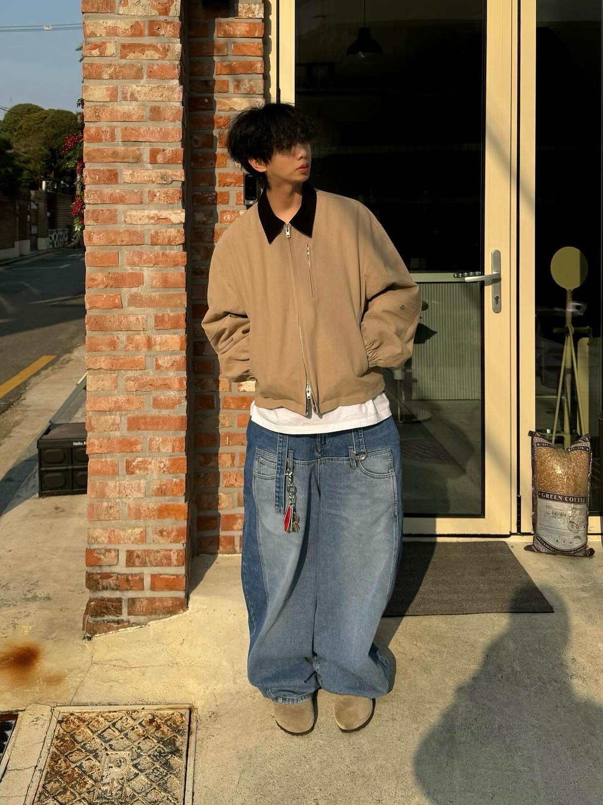 Birkenstock Boston Soft Footbed Taupe - Regular 착용 스타일 - 1