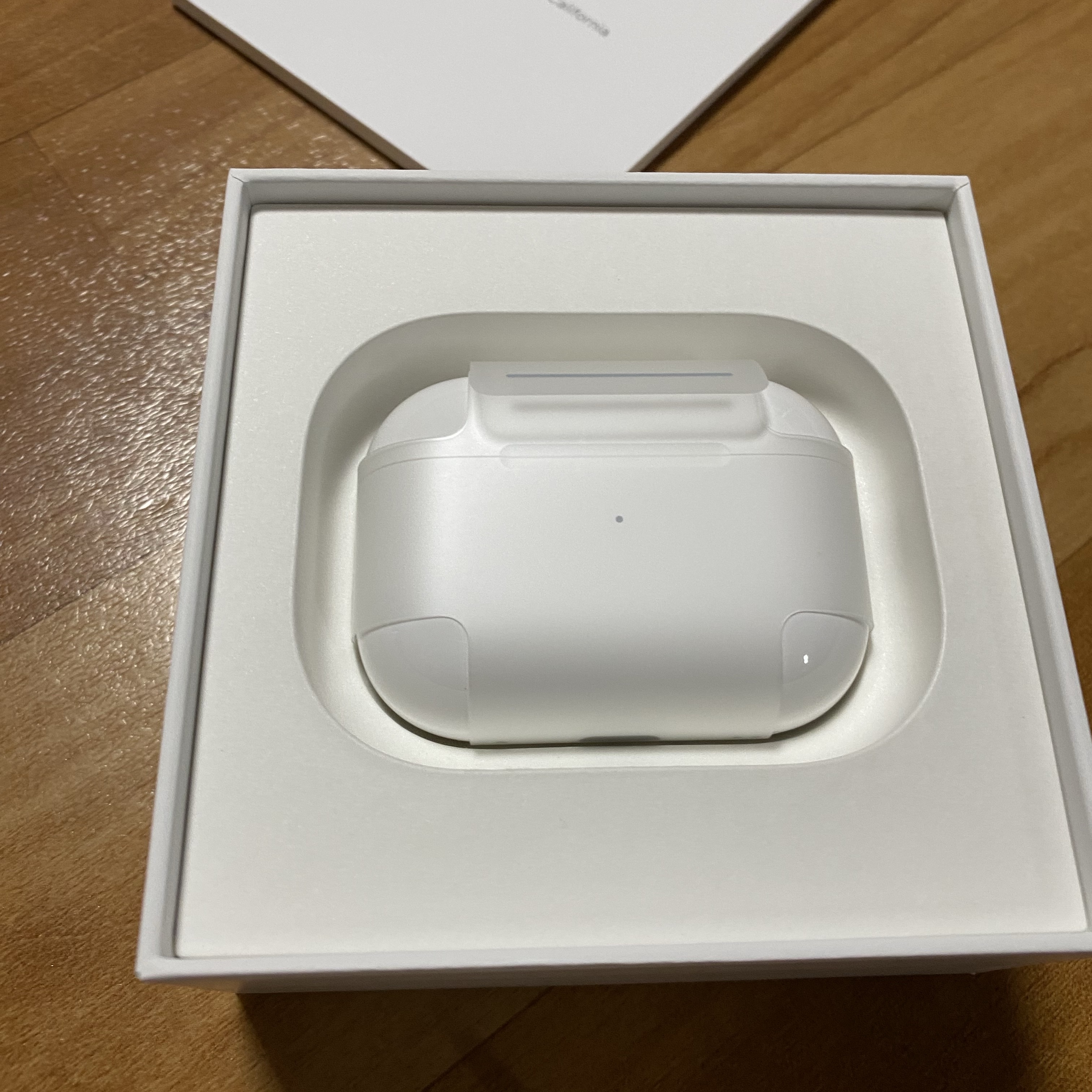 Apple Airpods Pro 2nd Gen with MagSafe Charging Case USB C (Korean Ver.) 착용 스타일