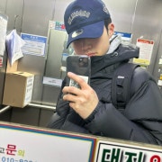 KREAM 프로필 이미지
