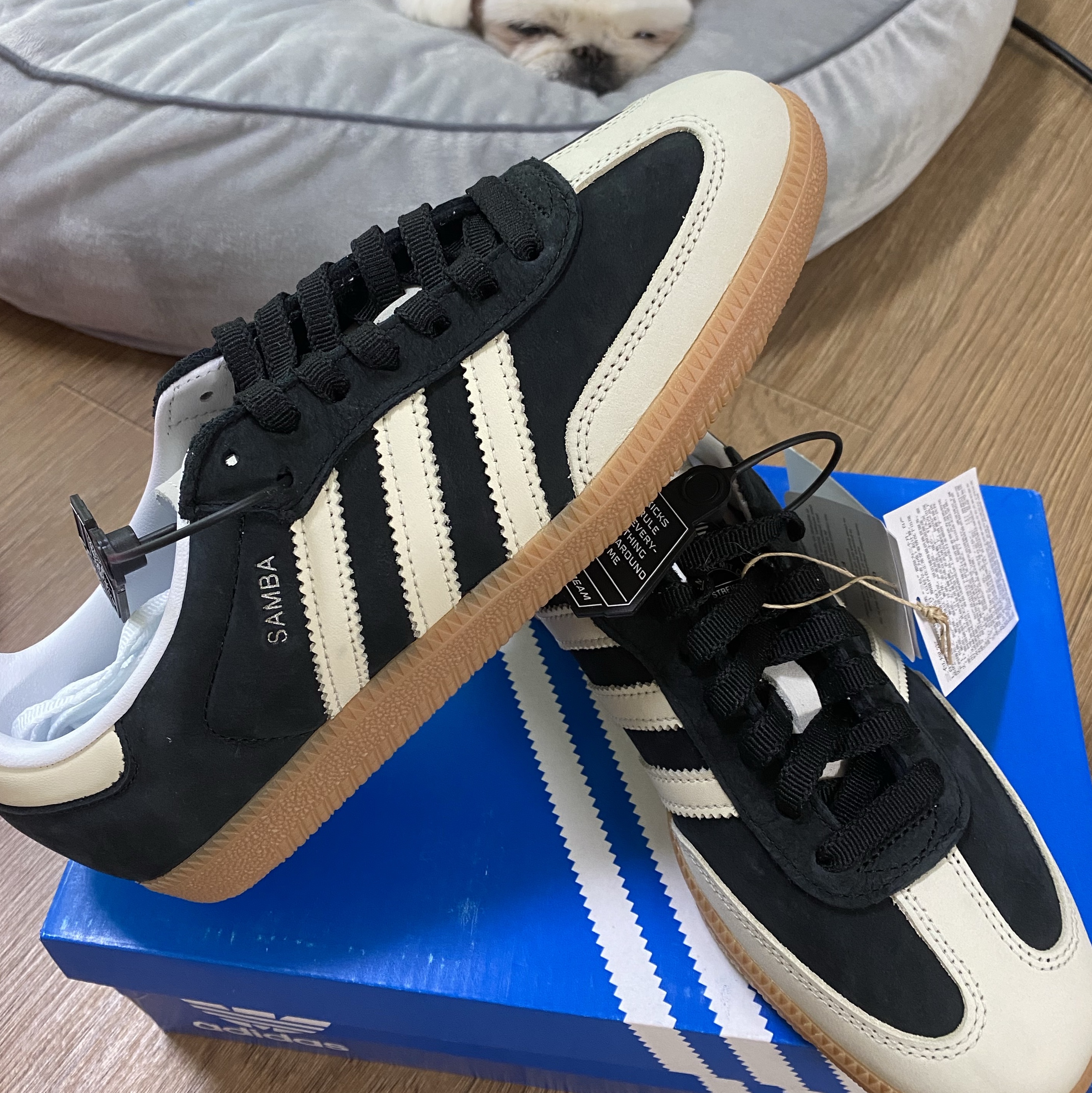 (W) Adidas Samba OG Core Black Wonder White 착용 스타일