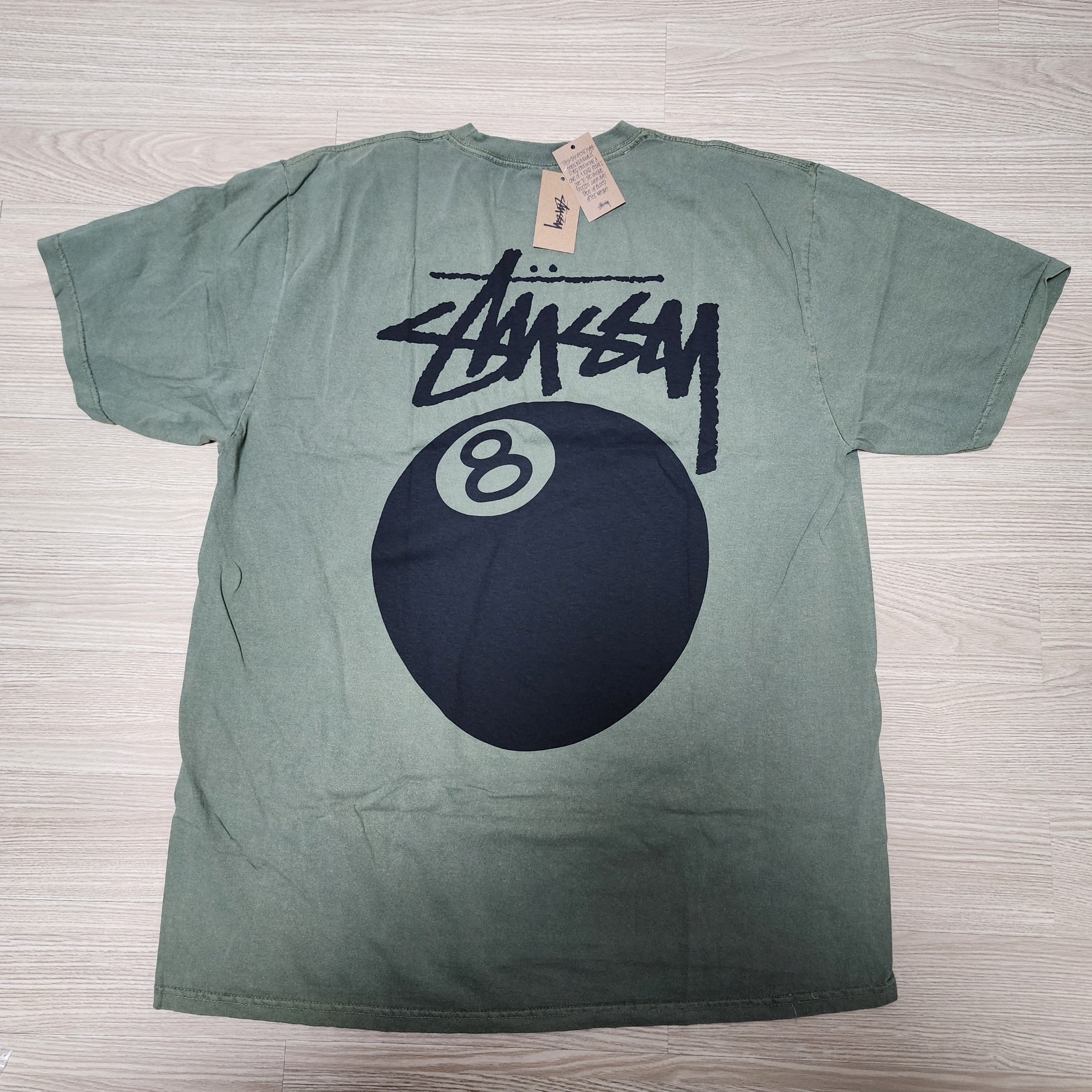 Stussy 8 Ball Pigment Dyed T-Shirt Olive 착용 스타일