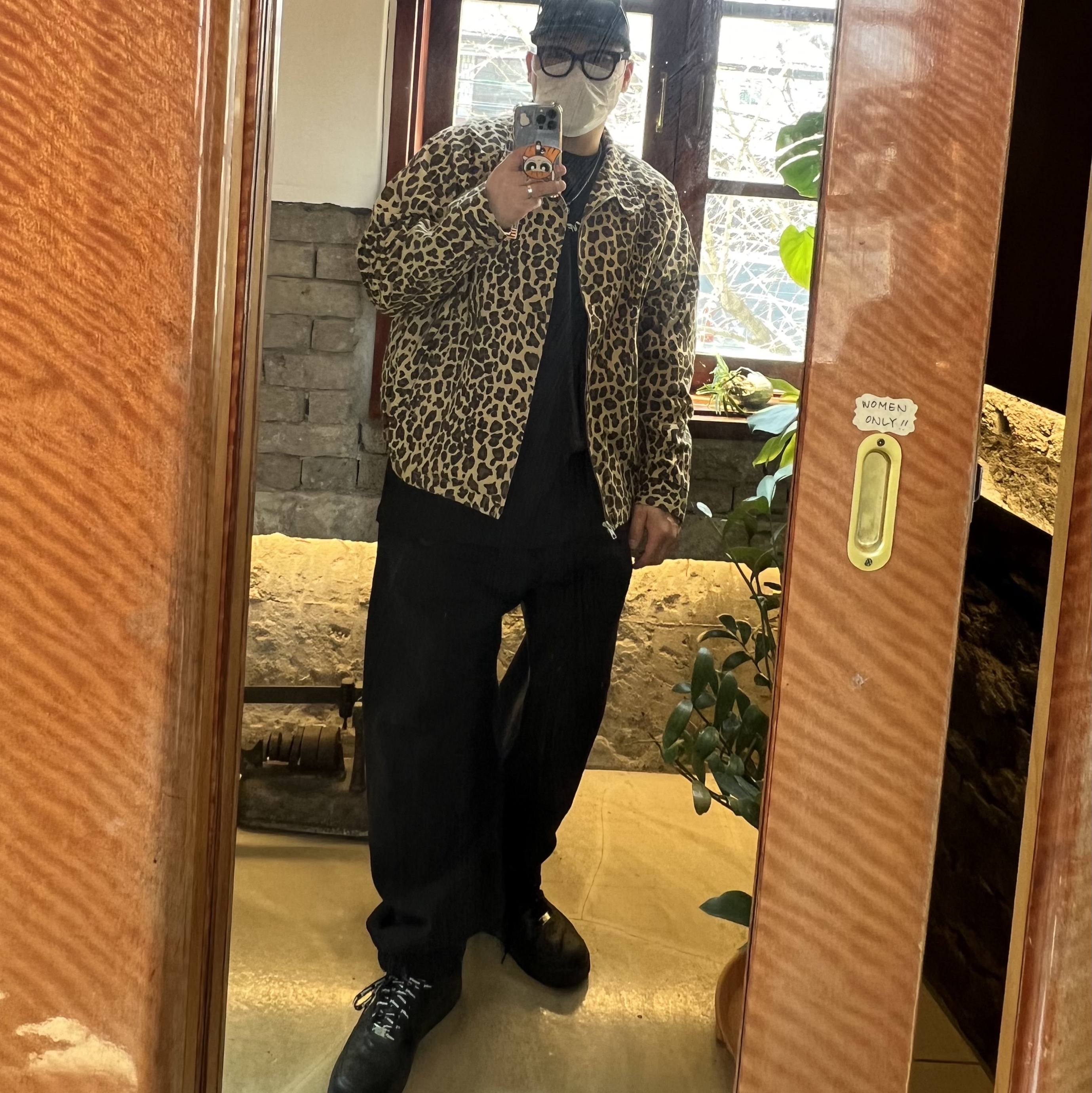 Supreme x Toy Machine Harrington Jacket Leopard - 24SS, Supreme Futura Box Logo T-Shirt Black - 24SS 착용 스타일