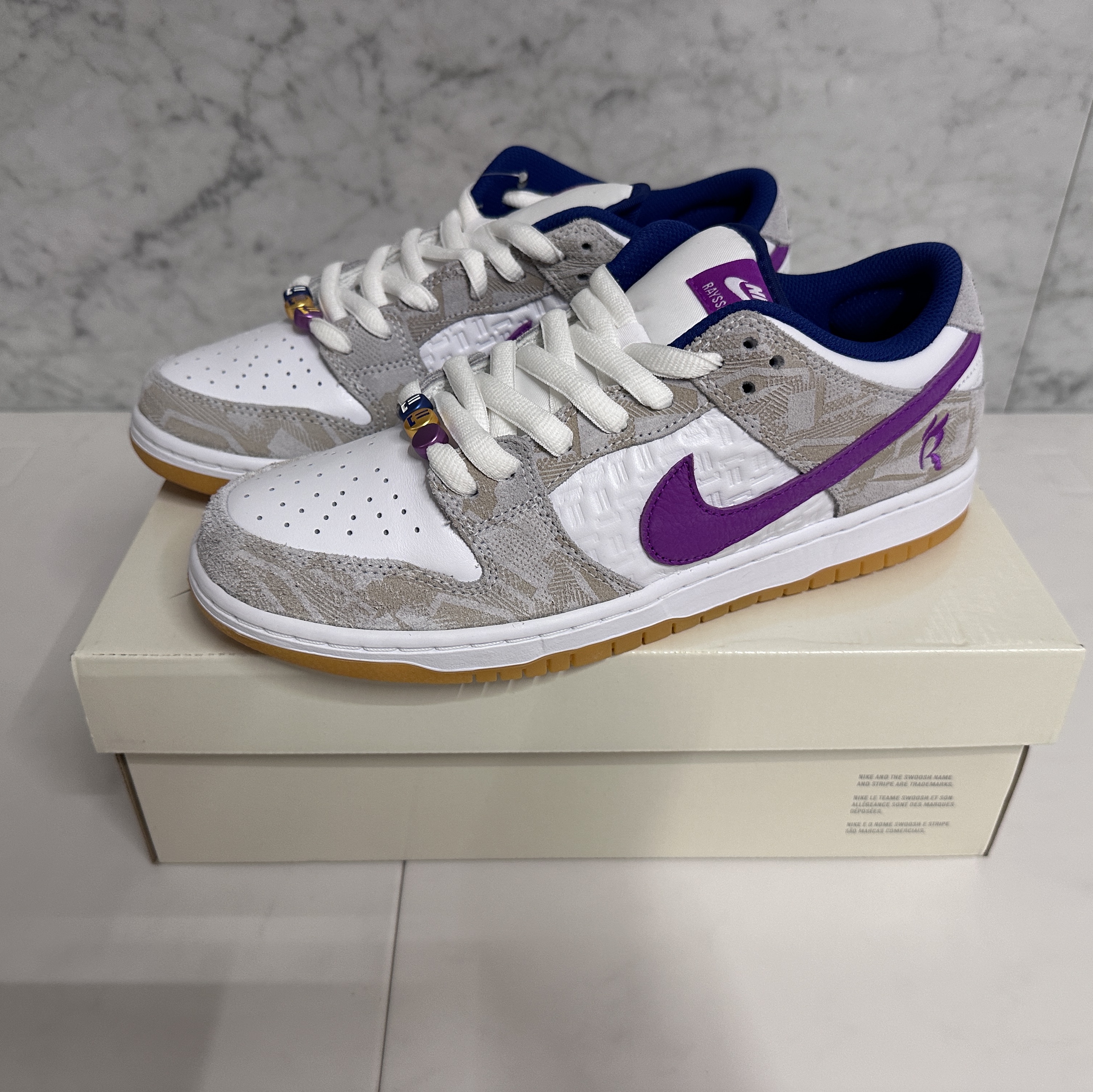 Nike x Rayssa Leal SB Dunk Low PRM Pure Platinum Vivid Purple 착용 스타일 - 1