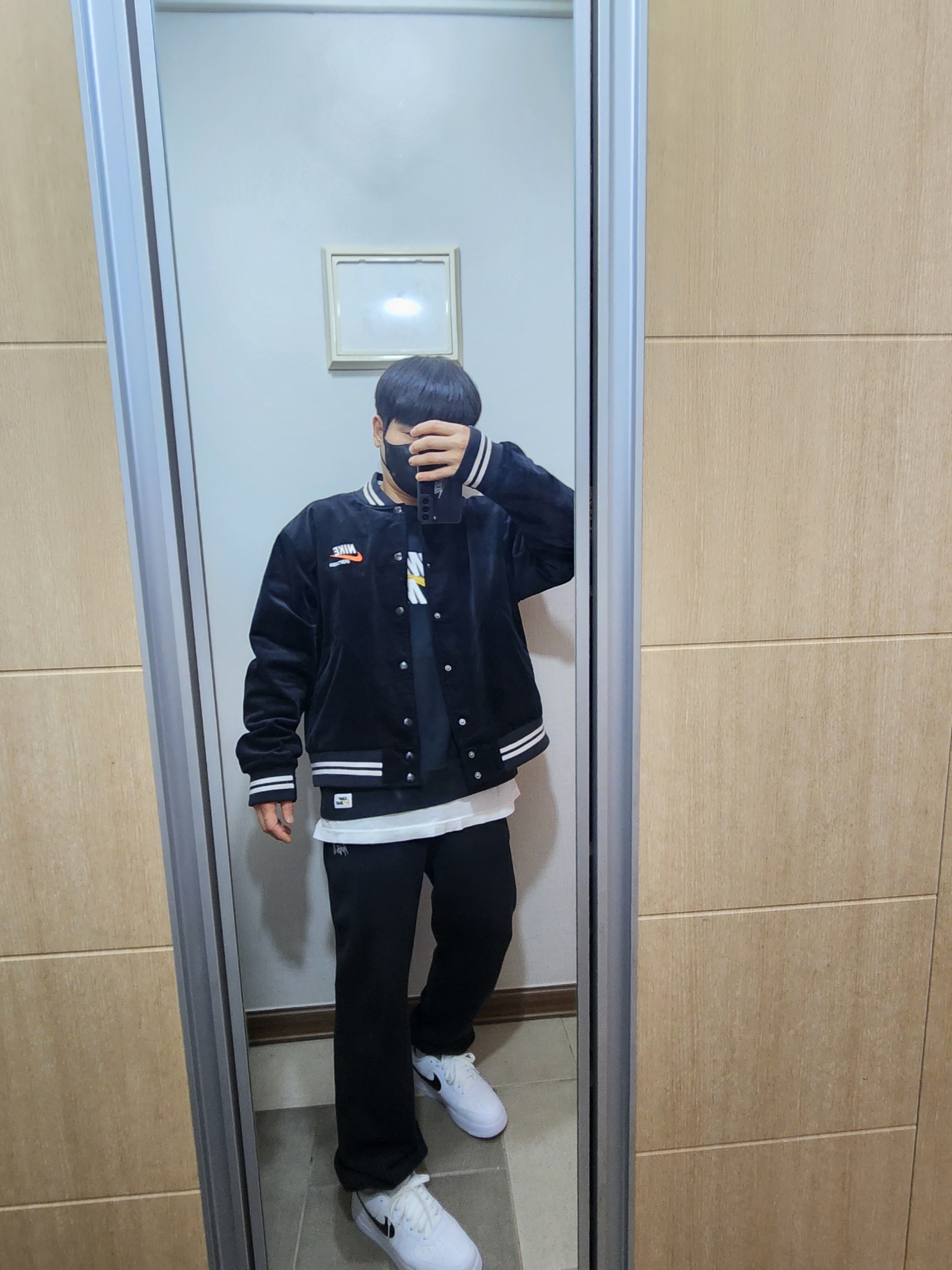 Nike NSW Trend Bomber Jacket Black - Asia, Nike Air Force 1 '07 White Black 착용 스타일 - 1