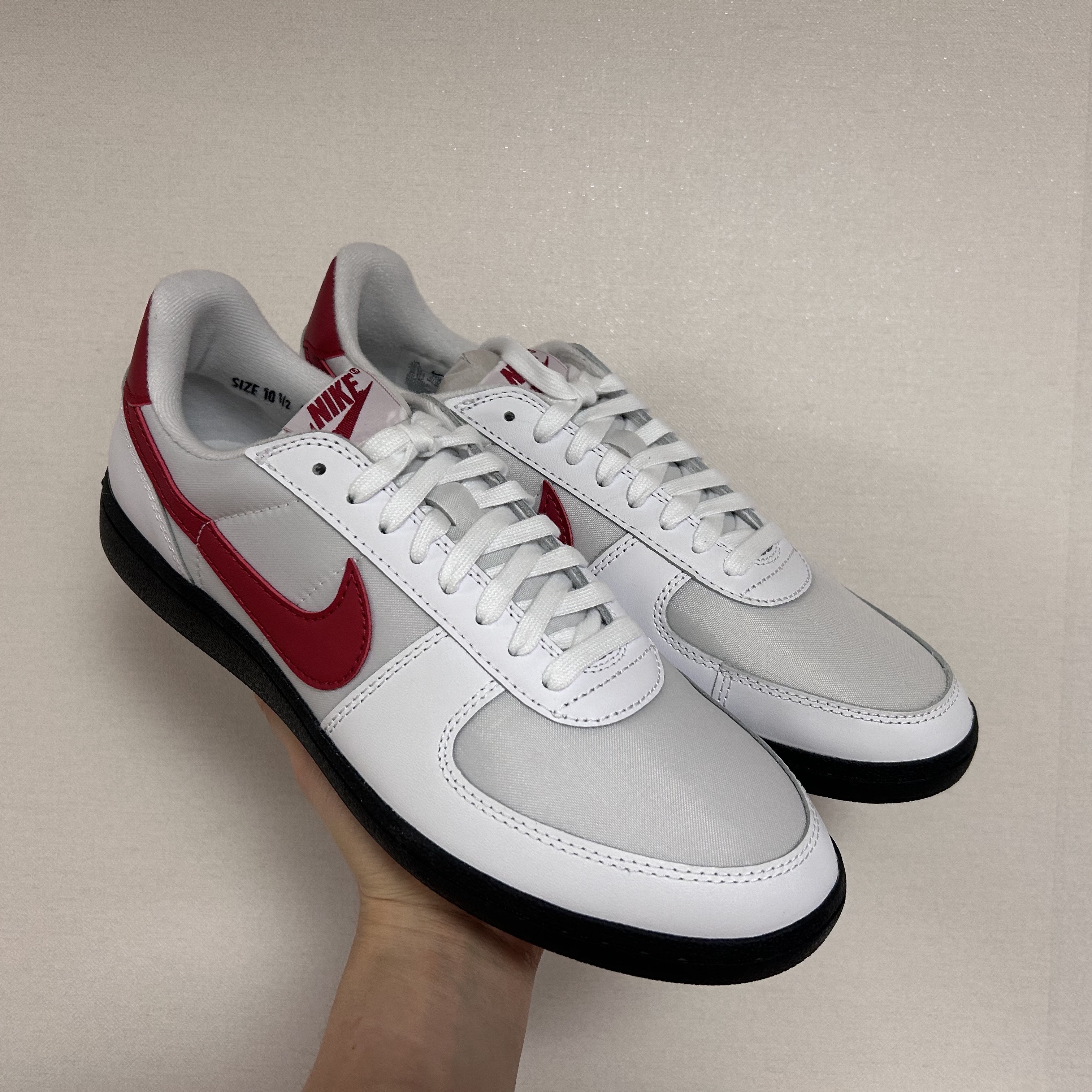 Nike Field General 82 SP White and Varsity Red 착용 스타일 - 2
