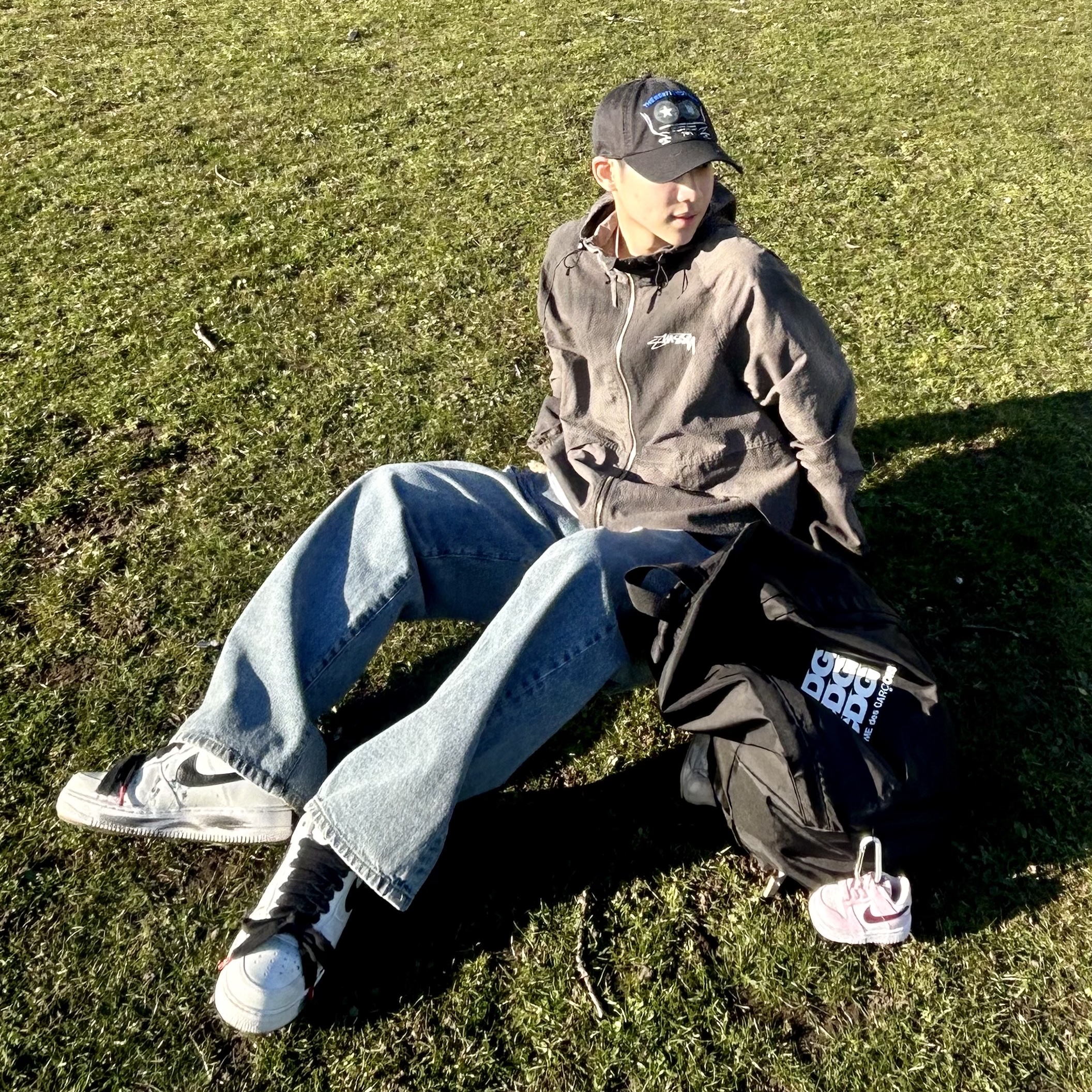 Stussy Wave Dye Beach Shell Jacket Black, Stussy Wave Dye Beach Shell Jacket Black 착용 스타일 - 4