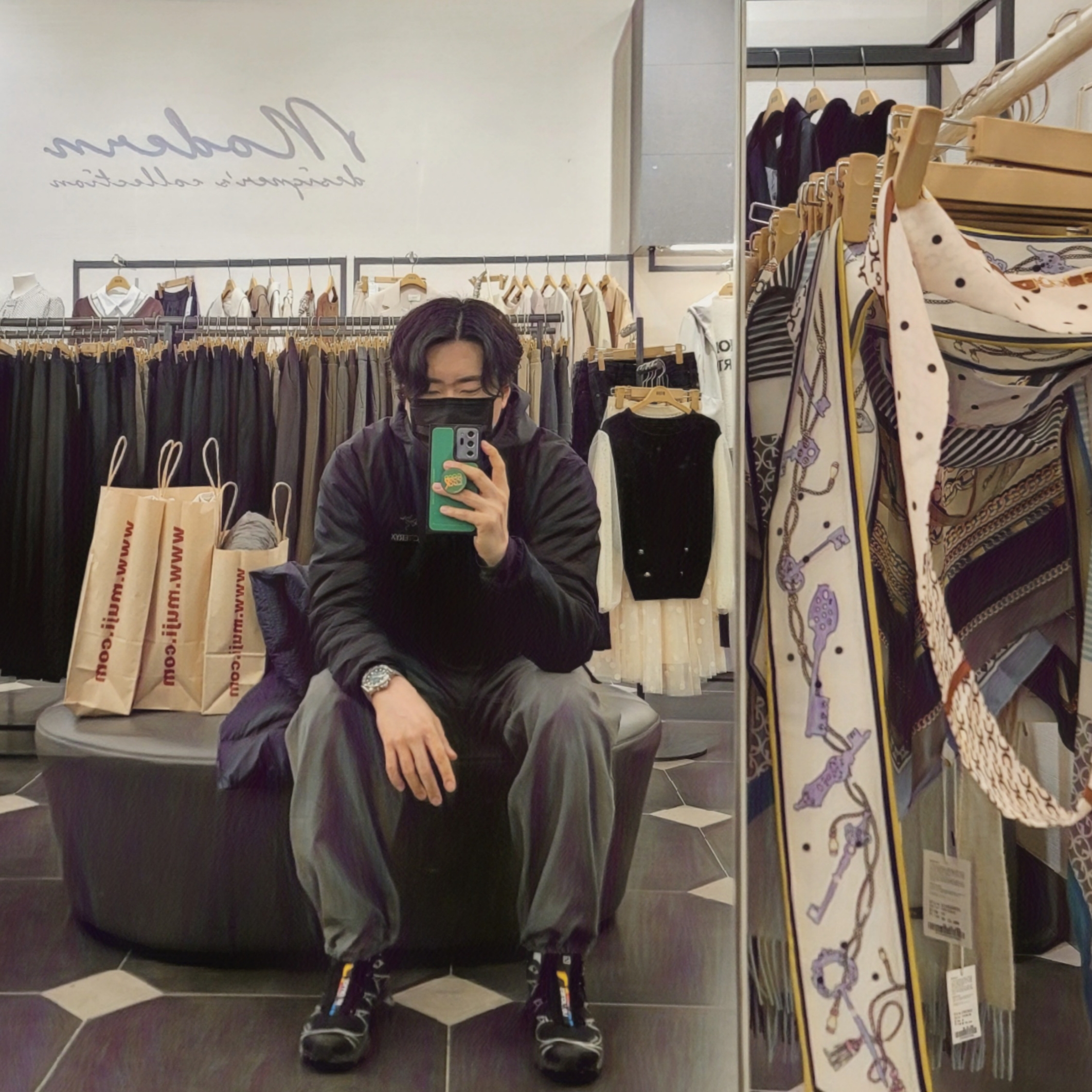 Salomon XT-6 GTX Black Silver, Arc'teryx Atom LT Hoody Black 착용 스타일