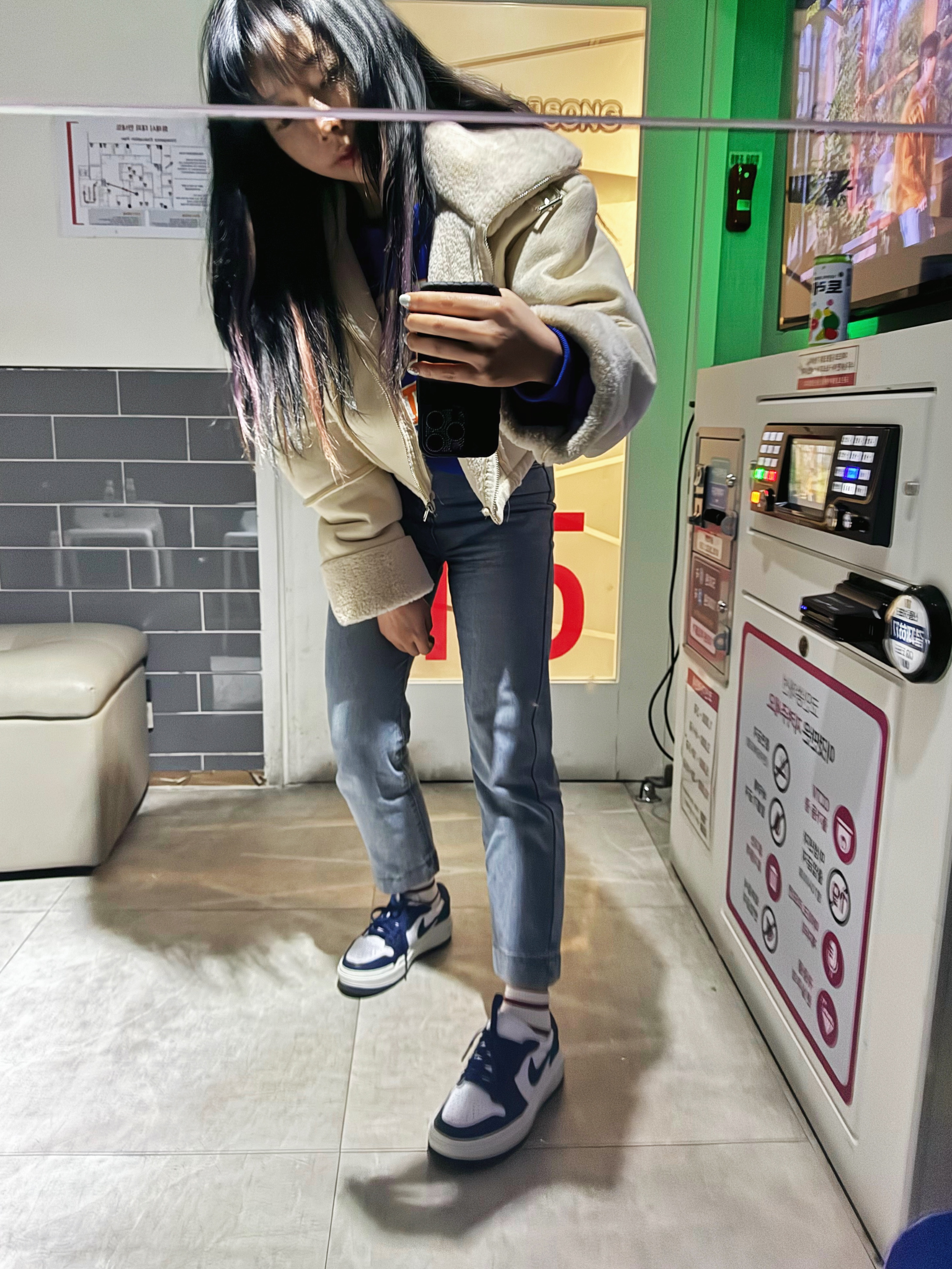 (W) Jordan 1 Elevate Low Midnight Navy 착용 스타일