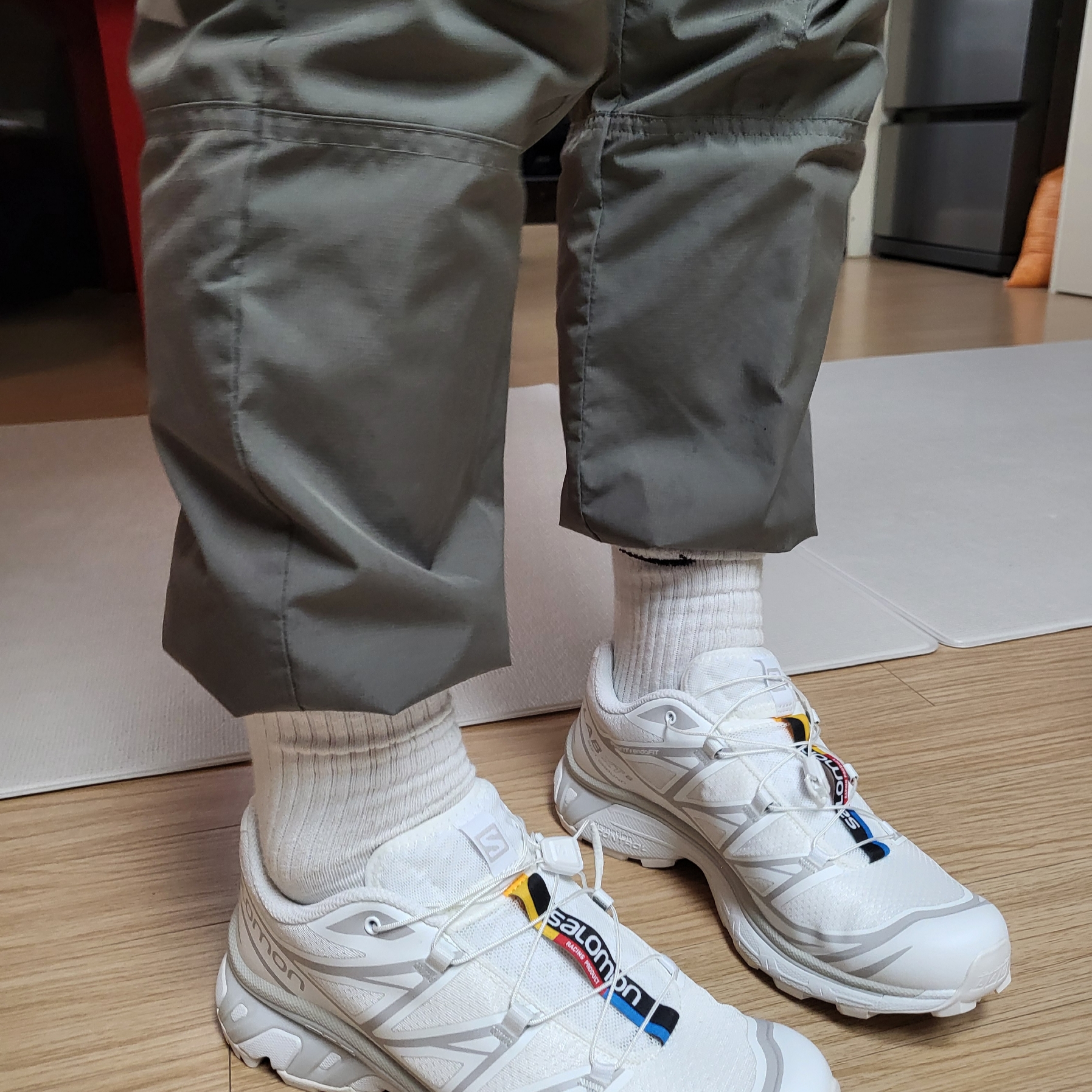 Salomon XT-6 ADV White 착용 스타일