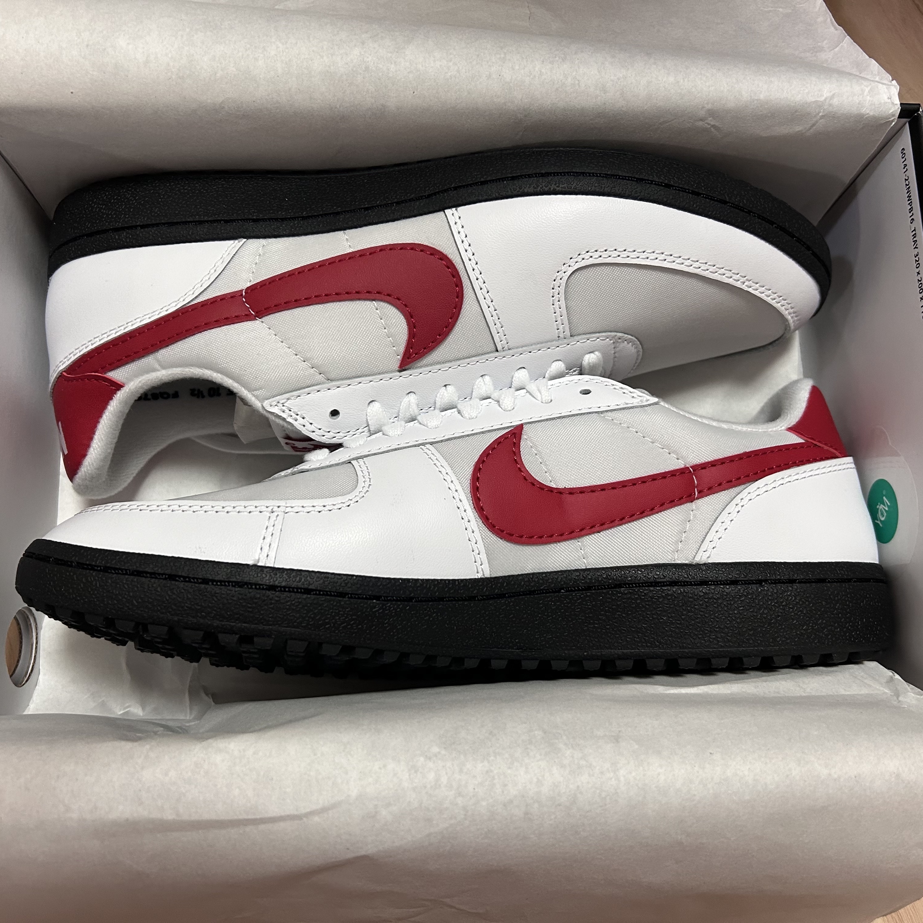 Nike Field General 82 SP White and Varsity Red 착용 스타일 - 4