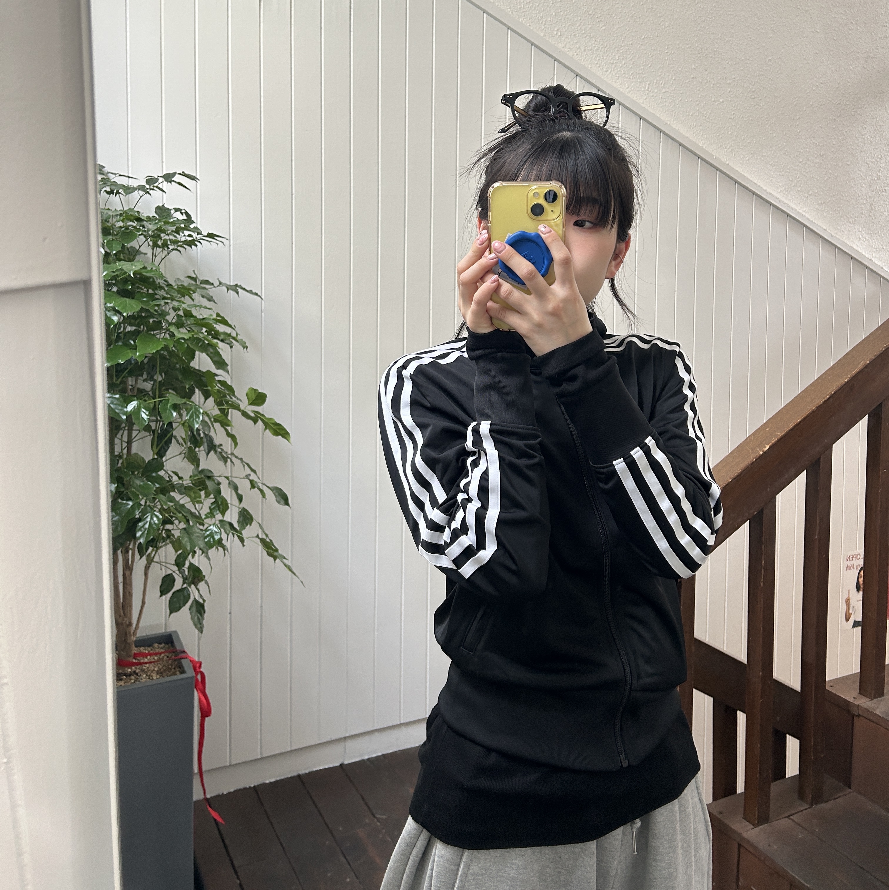 (W) Adidas Adicolor Classic Firebird Track Top Black - KR Sizing 착용 스타일