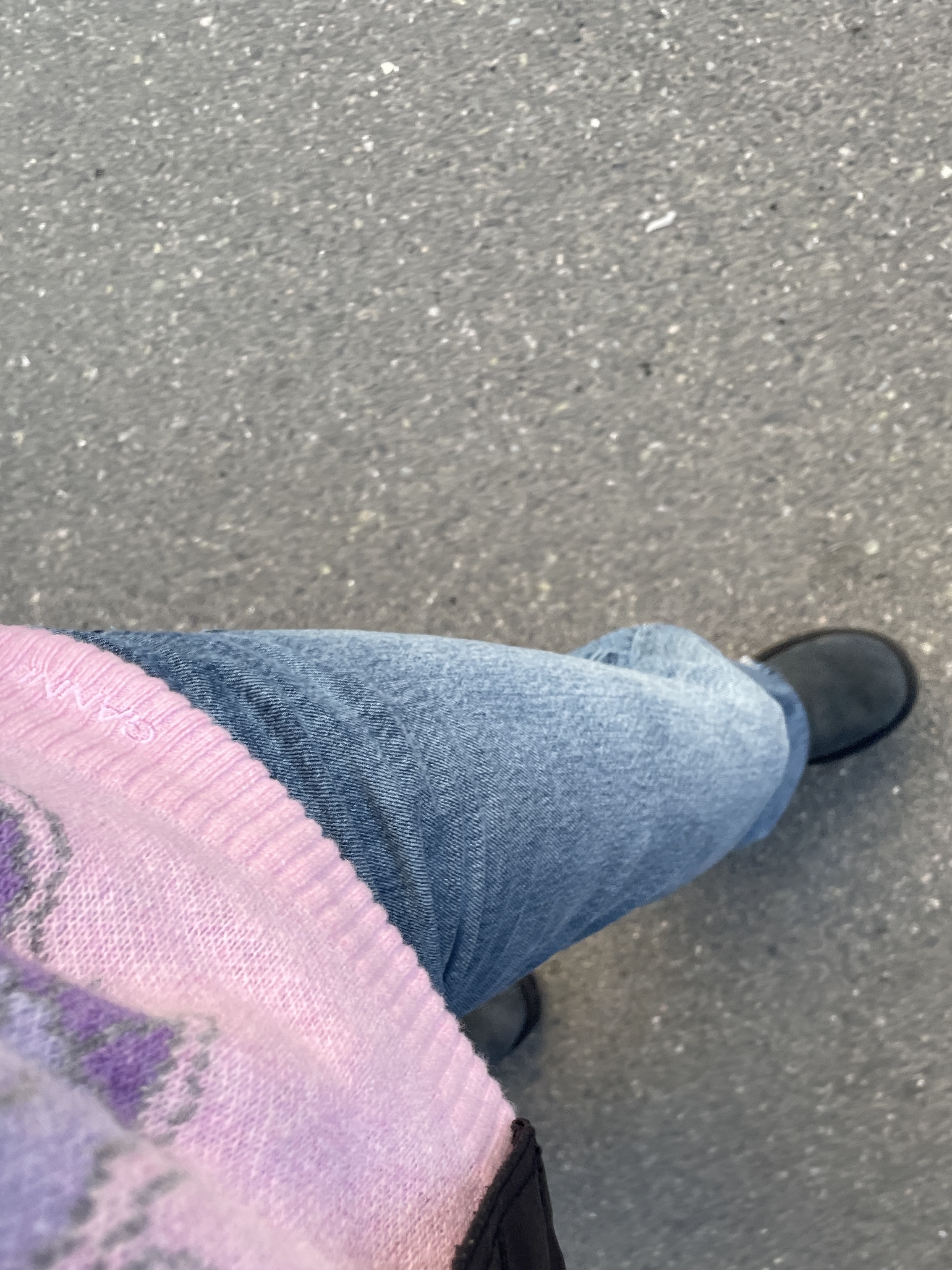 (W) Ganni Butterfly Roll Neck Wool Pullover Light Lilac, (W) UGG Classic Mini Platform Boots Black 착용 스타일