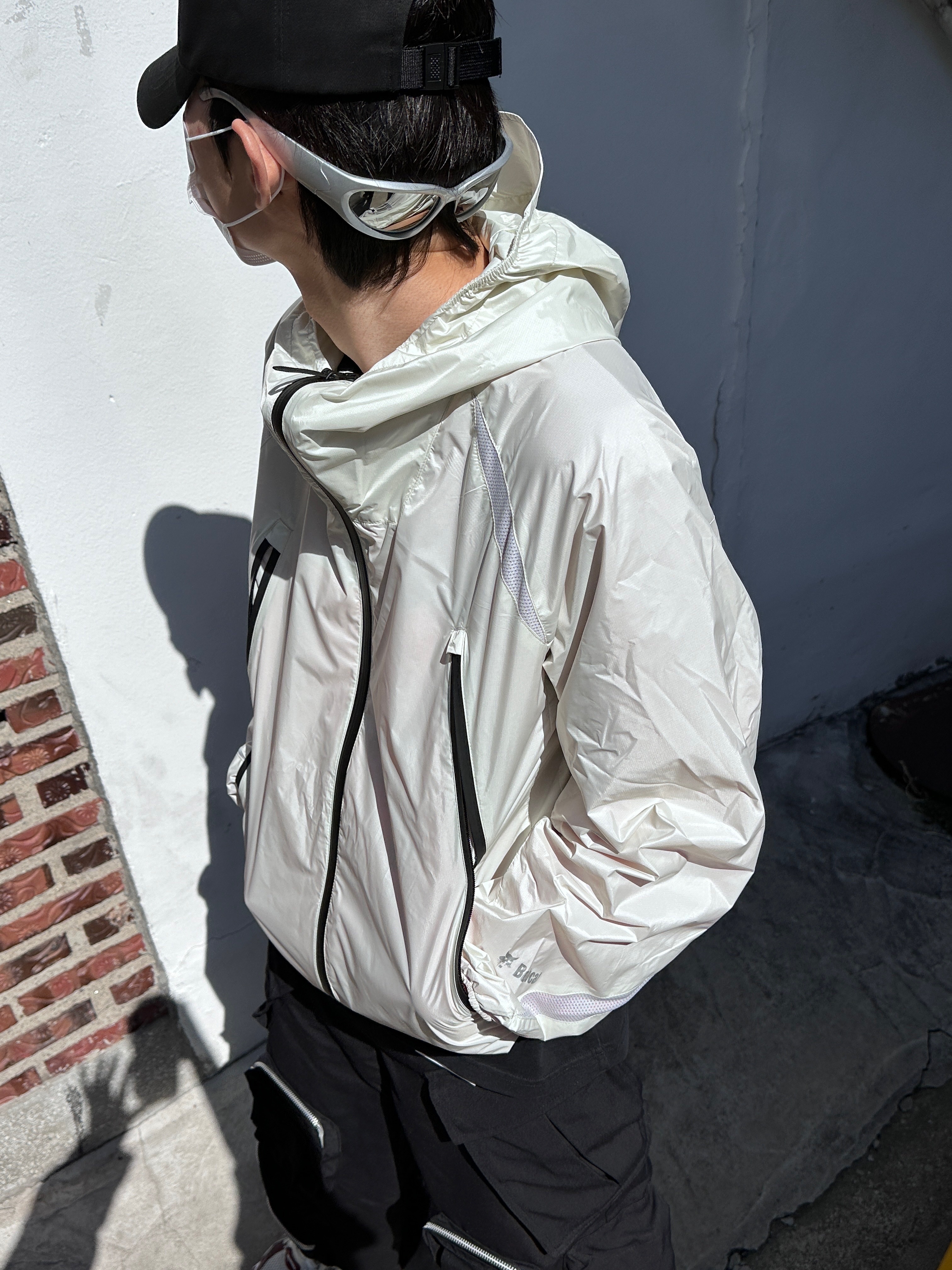 Nonnod Mechanic Cargo Pants Black 착용 스타일 - 4