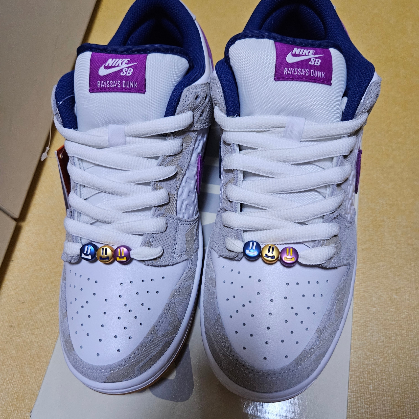 Nike x Rayssa Leal SB Dunk Low PRM Pure Platinum Vivid Purple 착용 스타일 - 2