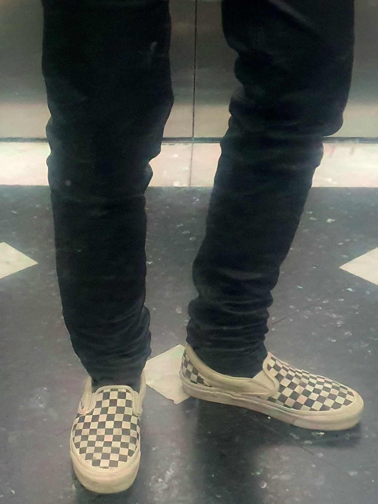 Vans Vault OG Classic Slip-On LX Checkerboard 착용 스타일