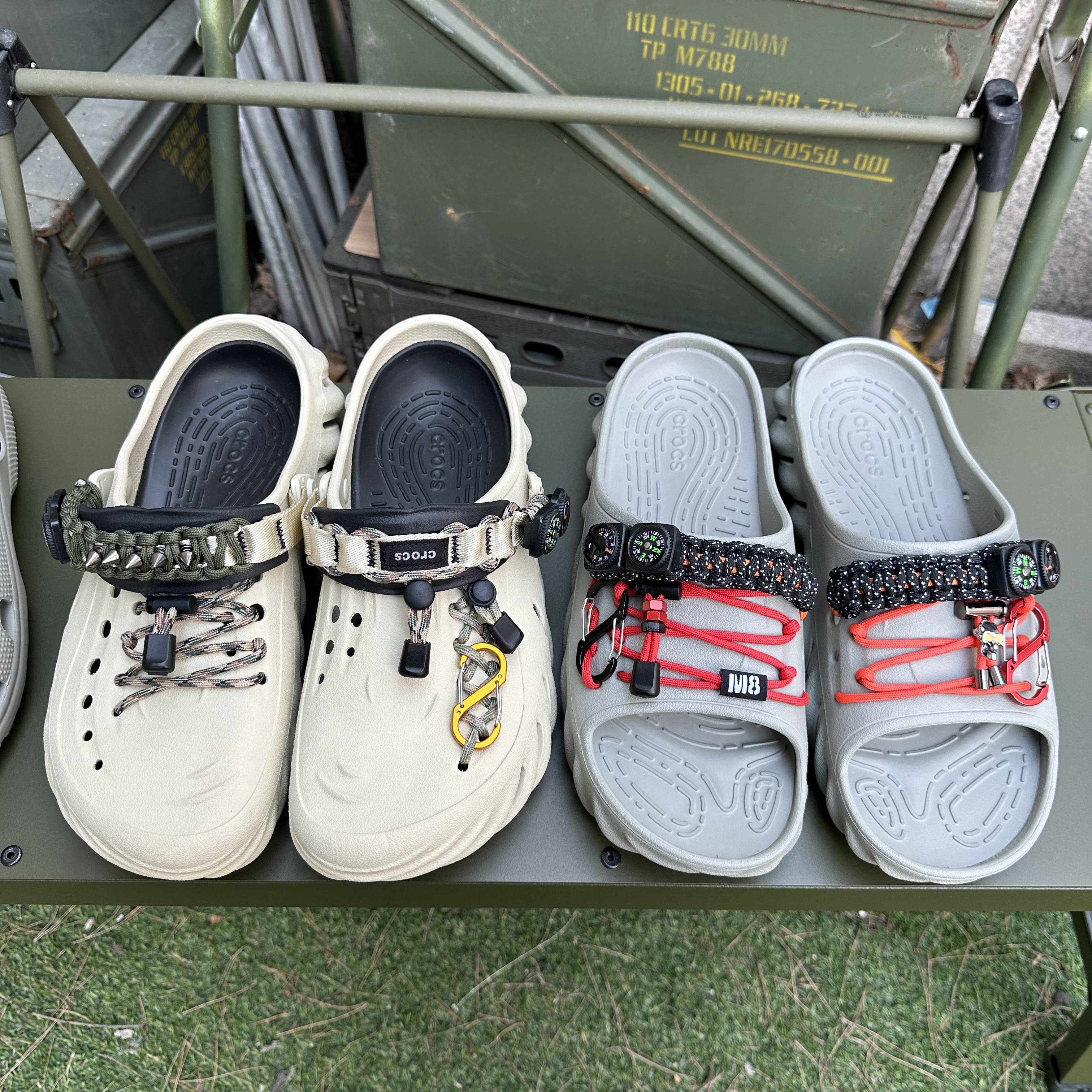 Crocs Echo Slide Elephant, Crocs Echo Clog Bone Black 착용 스타일 - 4