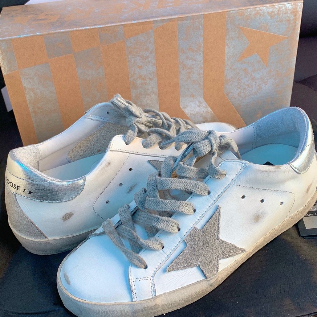 (W) Golden Goose Superstar White Silver Heel Tab Sneakers 착용 스타일