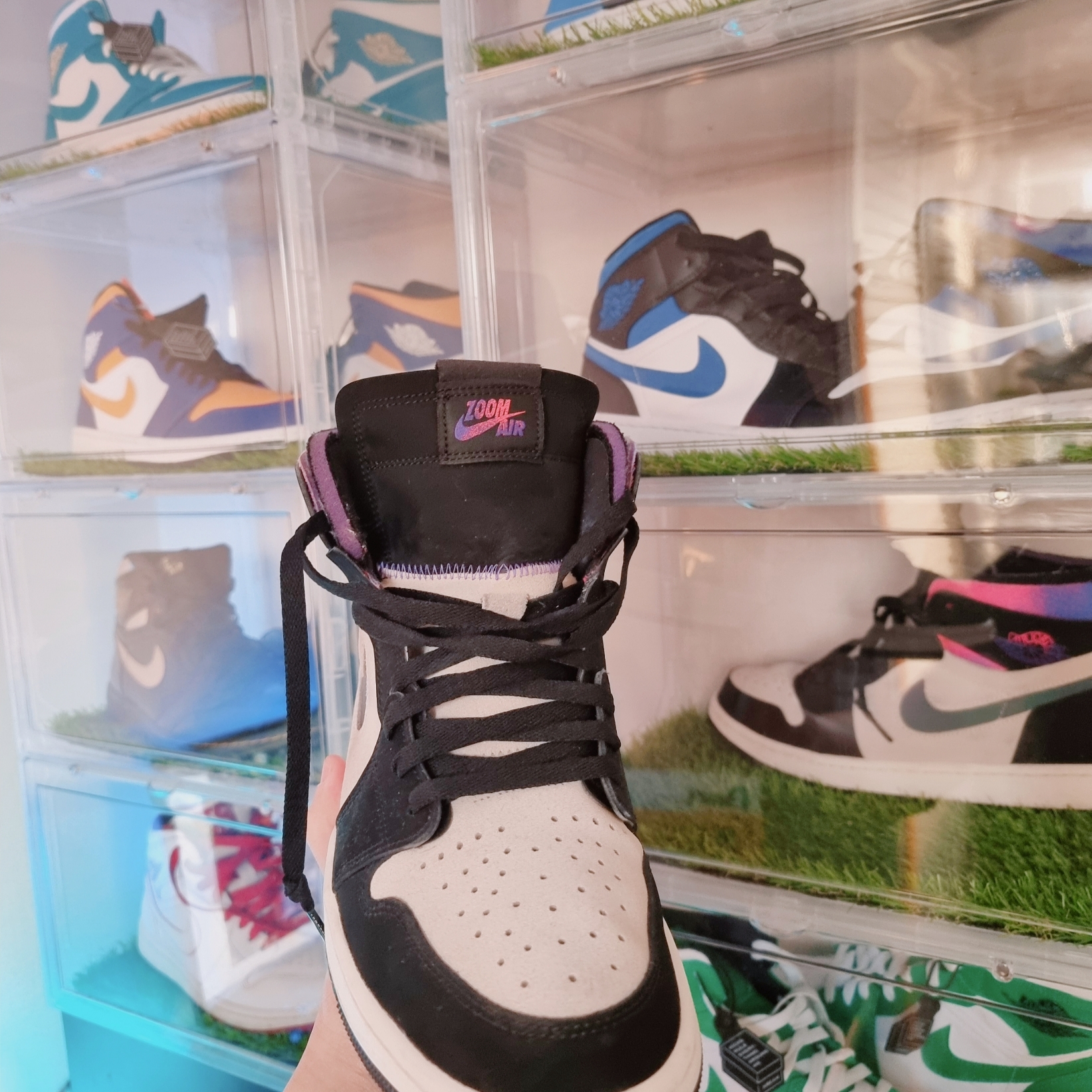 Jordan 1 x Paris Saint-Germain Zoom Air CMFT 착용 스타일 - 1