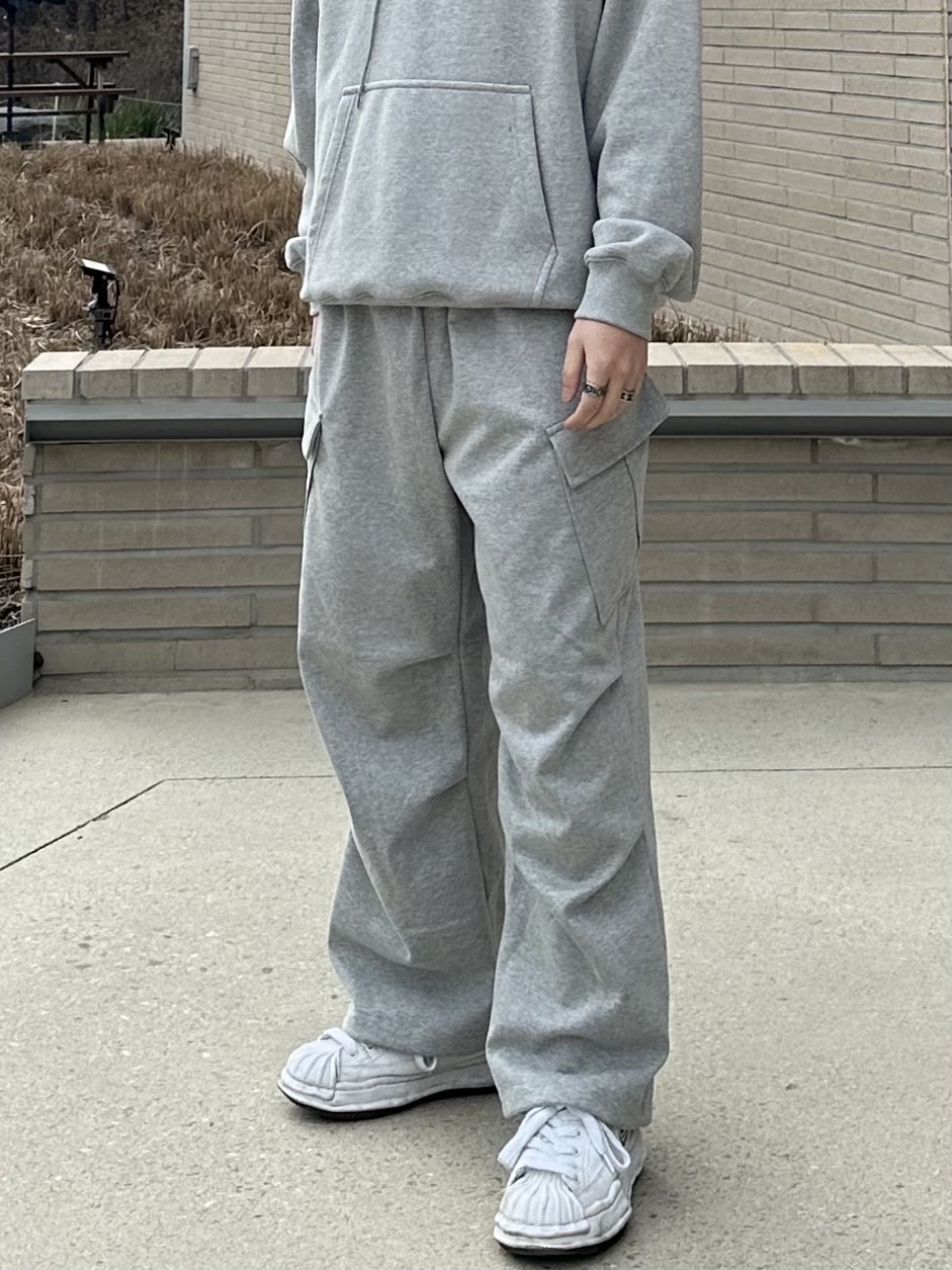 Maison Mihara Yasuhiro Blakey OG Sole Canvas Low-top Sneakers White, Nike x Stussy NRG RA Pullover Hoodie Dark Grey Heather (DJ9488-063) 착용 스타일 - 3
